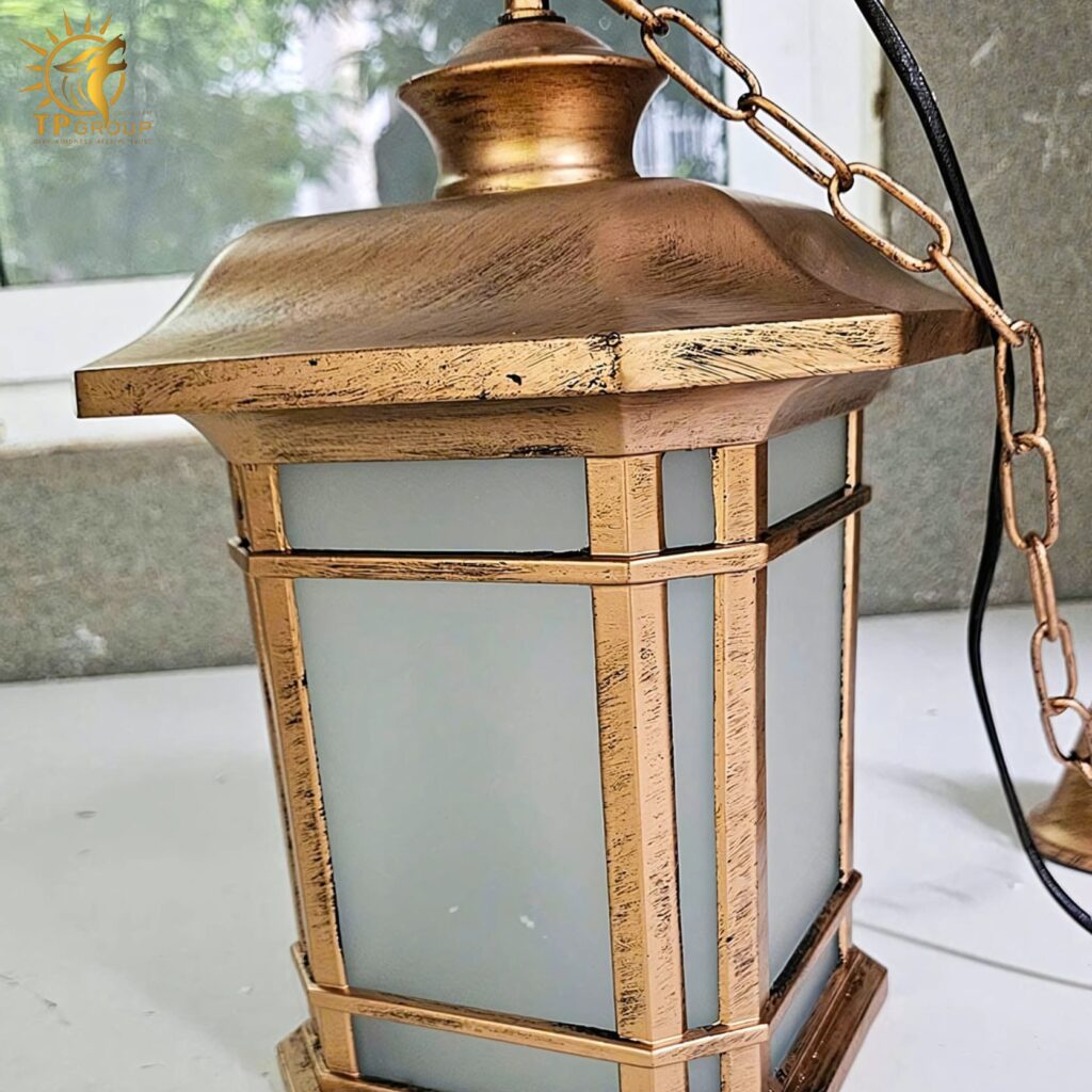 Đèn thả trần chiếu sáng lối đi mái hiên TT4009