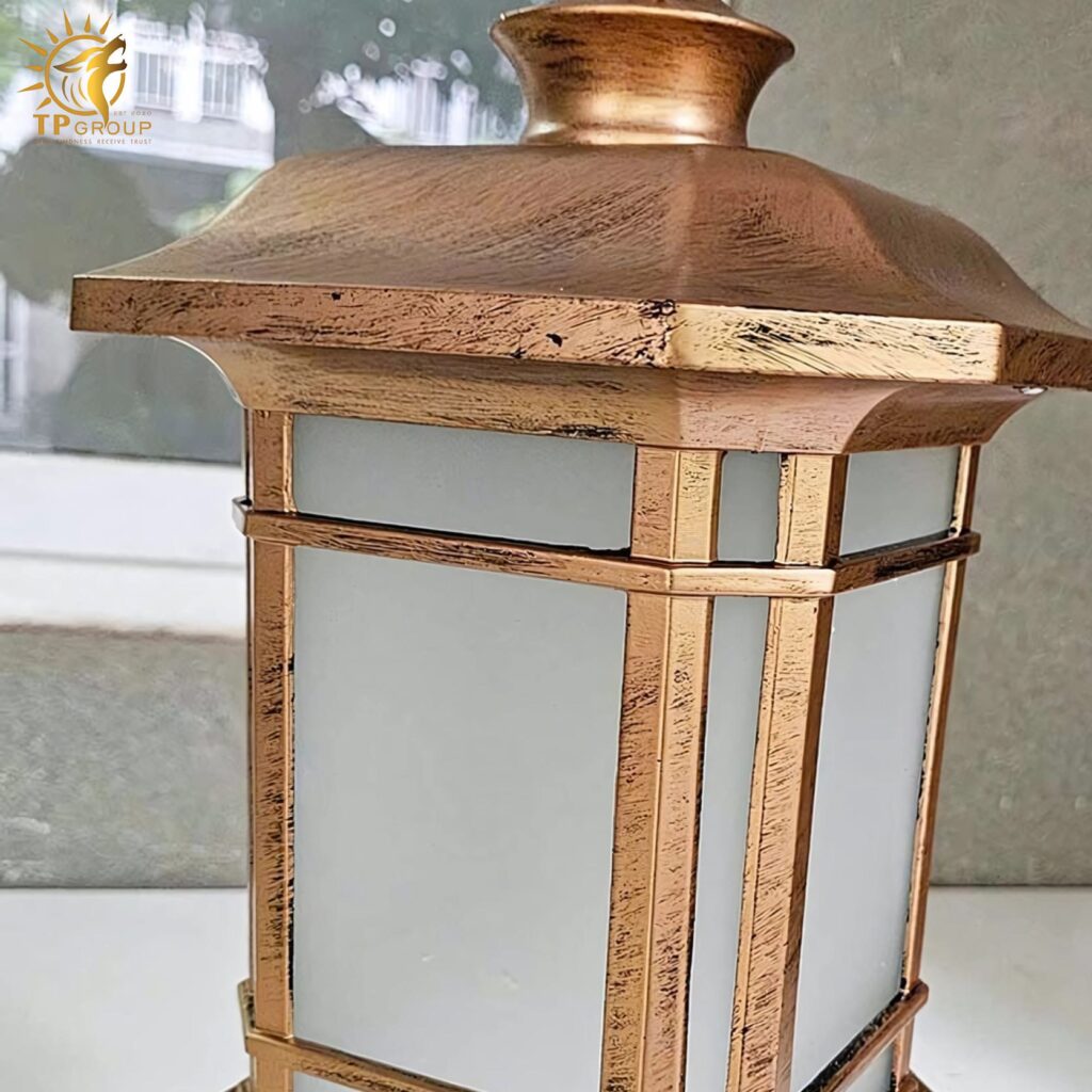 Đèn thả trần chiếu sáng lối đi mái hiên TT4009