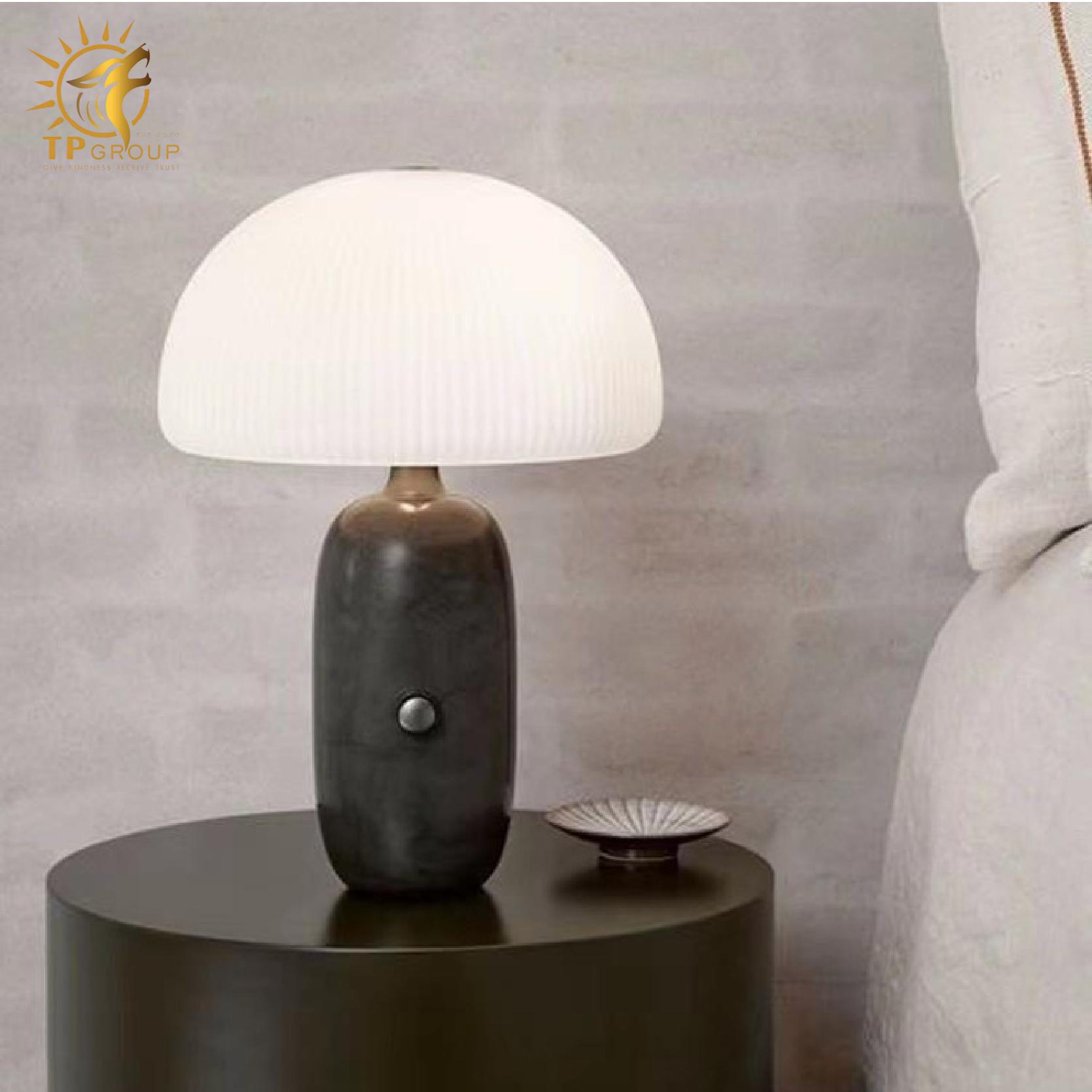 Đèn Bàn Cao Cấp Hình Nấm Cá Tính Bằng Đá Cẩm Thạch và Thủy Tinh TP_DB582 5 Đèn Bàn Cao Cấp Hình Nấm Cá Tính Bằng Đá Cẩm Thạch và Thủy Tinh TP_DB582