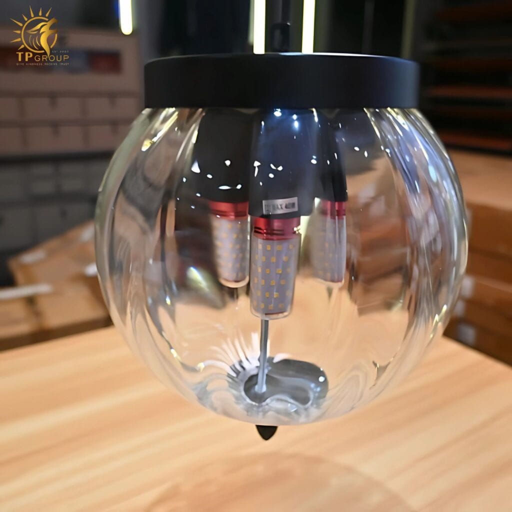 Den chum thuy tinh trang tri sanh biet thu LGA154 10