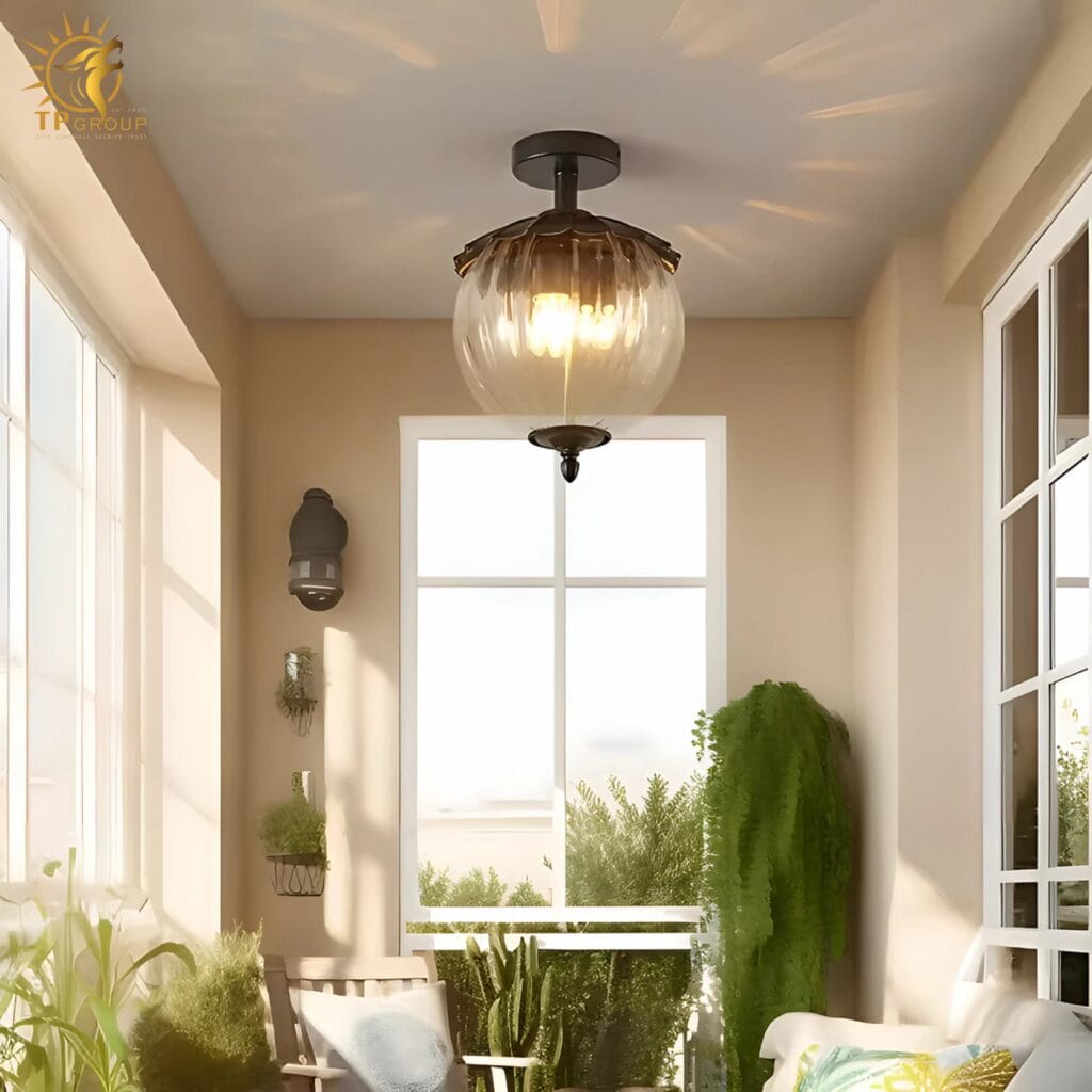 Den chum thuy tinh trang tri sanh biet thu LGA154 5