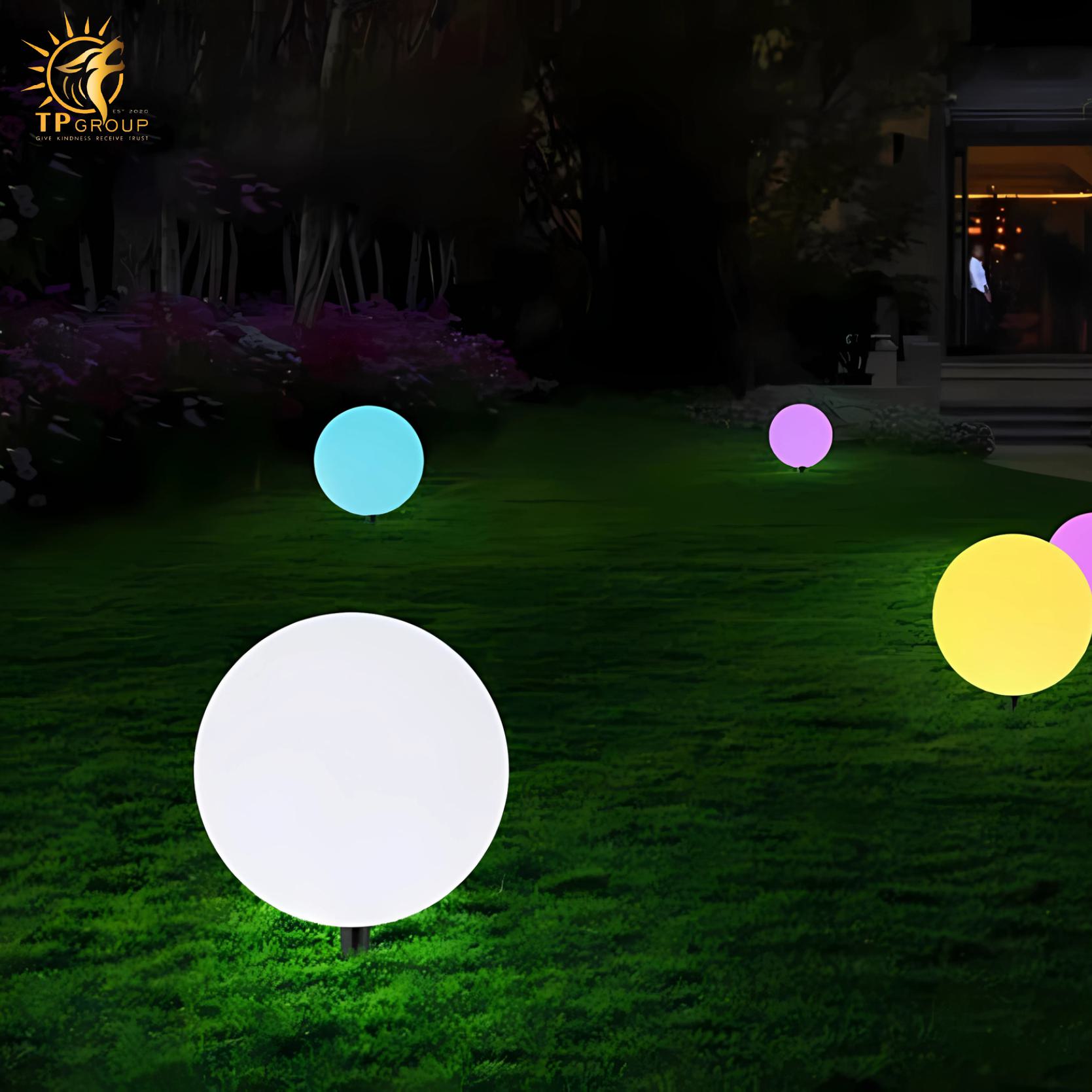 Đèn led tròn trang trí sân vườn chống nước MDR687 3 Đèn led tròn trang trí sân vườn chống nước MDR687 - Hình ảnh 3