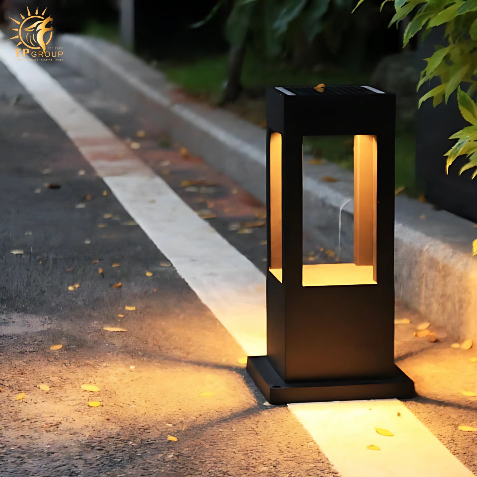 Đèn năng lượng mặt trời sân vườn hình trụ WK9772