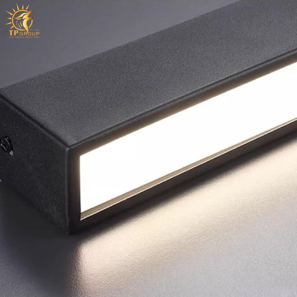 Đèn ốp trần ngoài trời thanh dài siêu chống nước SYJ004