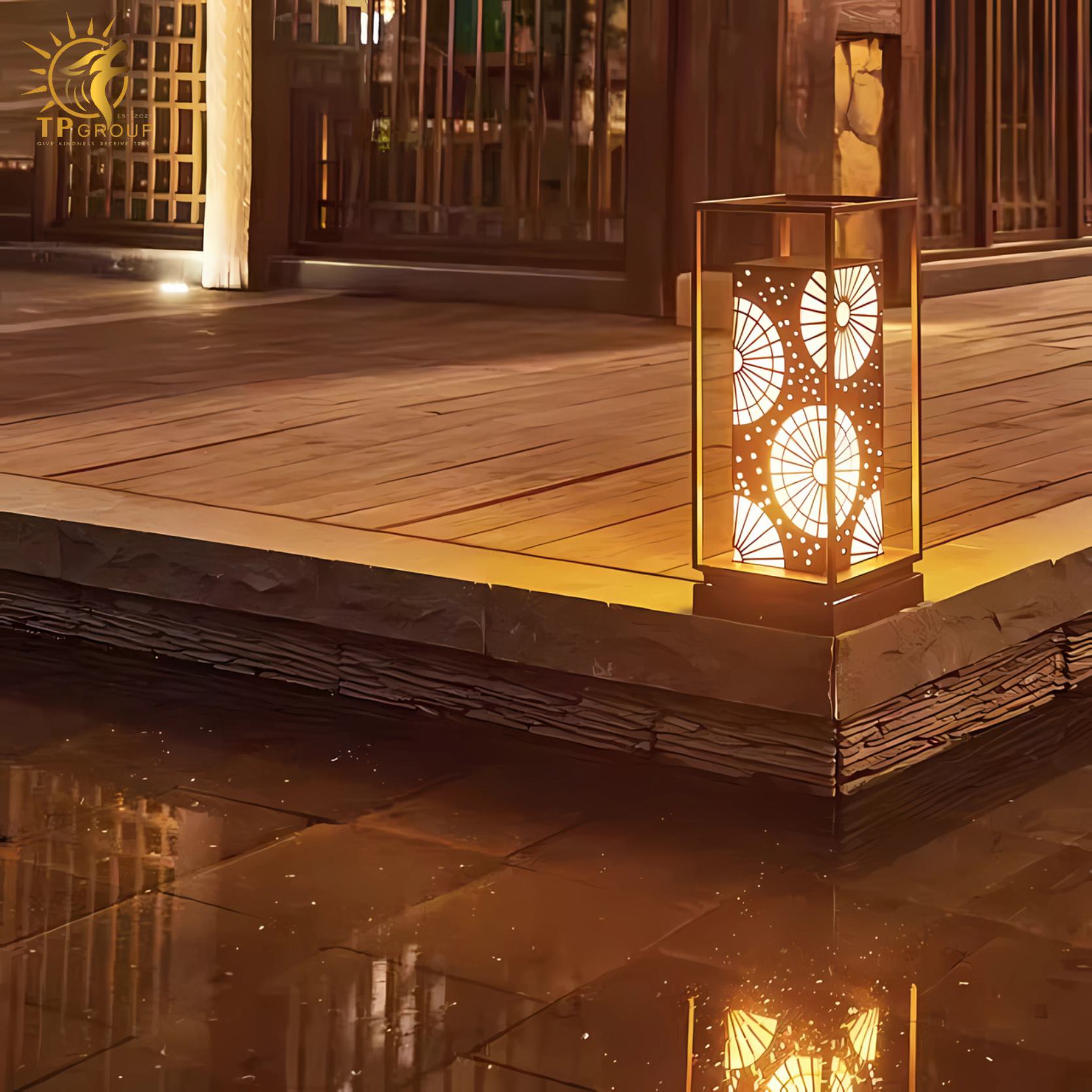 Đèn trụ sân vườn trang trí họa tiết độc đáo ACM653 7 Đèn trụ sân vườn trang trí họa tiết độc đáo ACM653