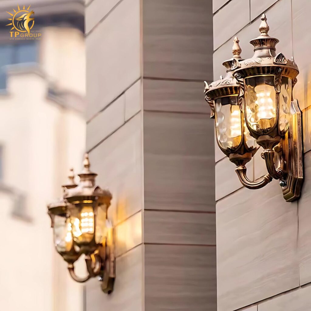 Đèn tường biệt thự hai đầu hoa văn cổ điển XD6144 20 Đèn tường biệt thự hai đầu hoa văn cổ điển XD6144