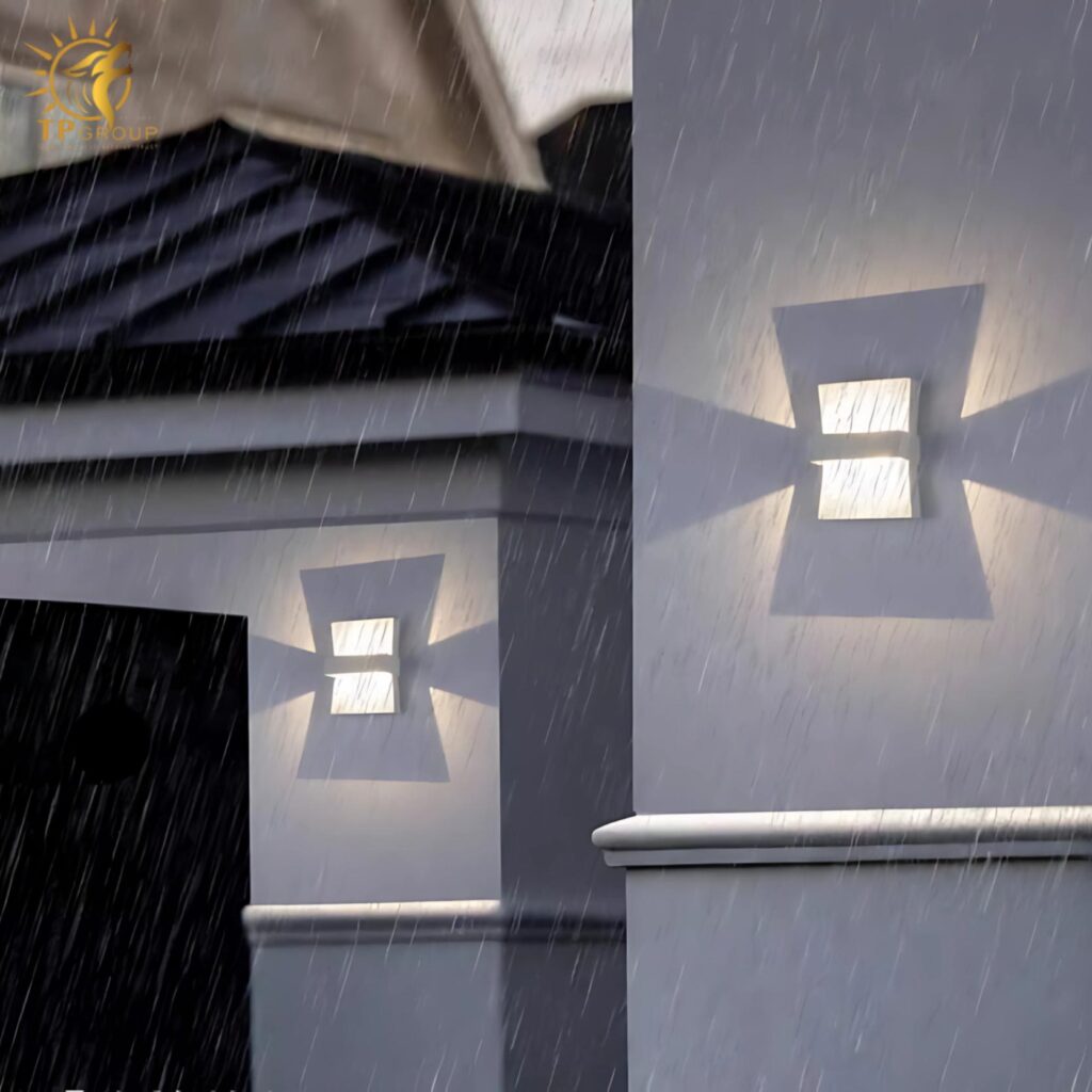 Đèn tường led trang trí ban công chống nước HFS147