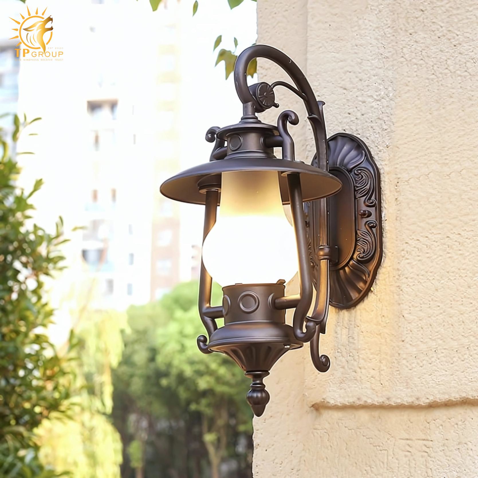 Đèn tường ngoài trời cổ điển trang trí lối đi KL5541 5 Đèn tường ngoài trời cổ điển trang trí lối đi KL5541