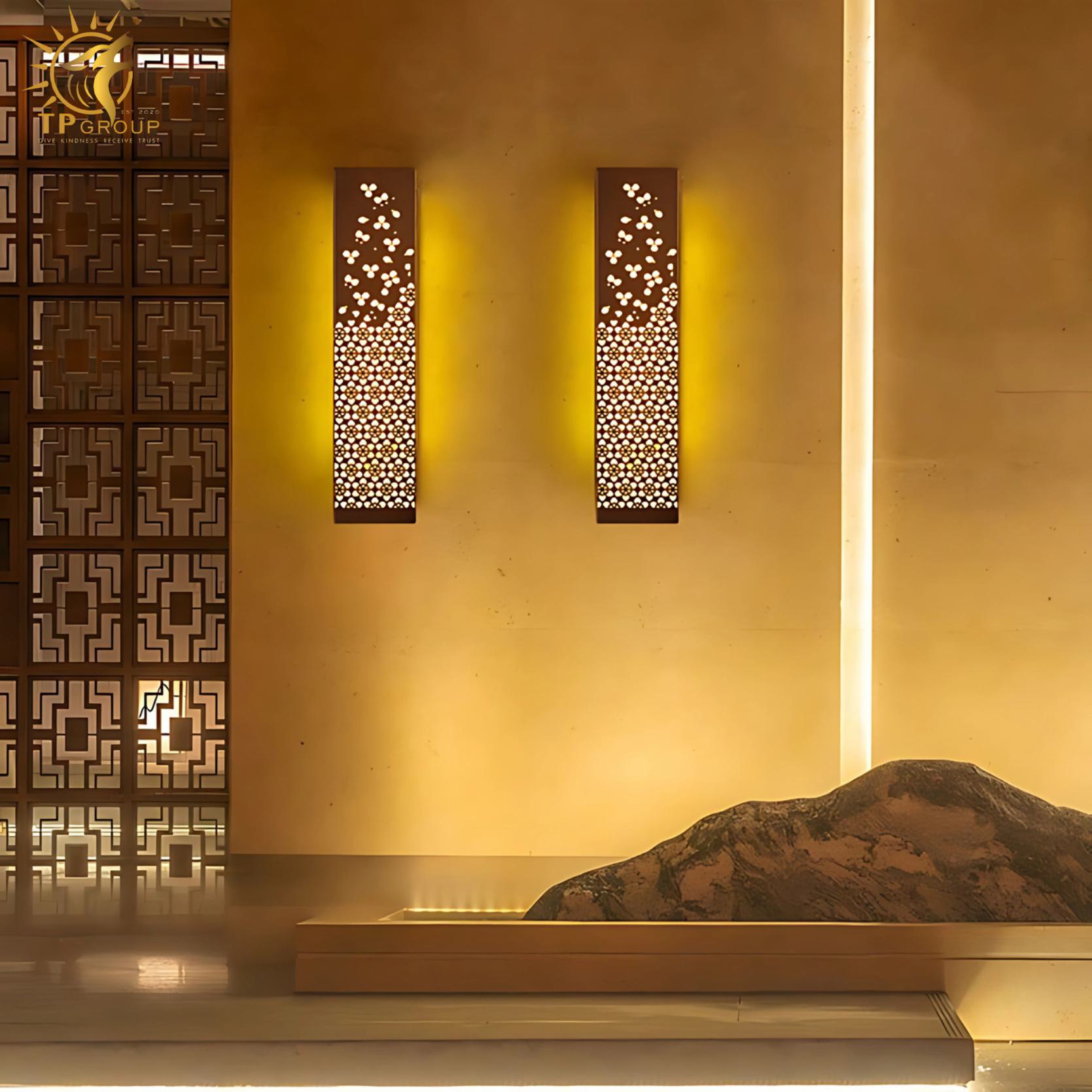 Đèn tường ngoài trời trang trí cánh hoa bay ACM328 2 Đèn tường ngoài trời trang trí cánh hoa bay ACM328 - Hình ảnh 2