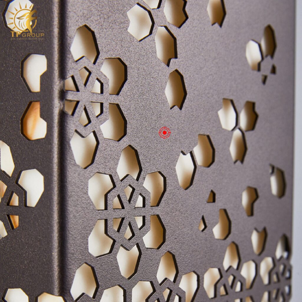 Đèn tường ngoài trời trang trí cánh hoa bay ACM328 15 Đèn tường ngoài trời trang trí cánh hoa bay ACM328