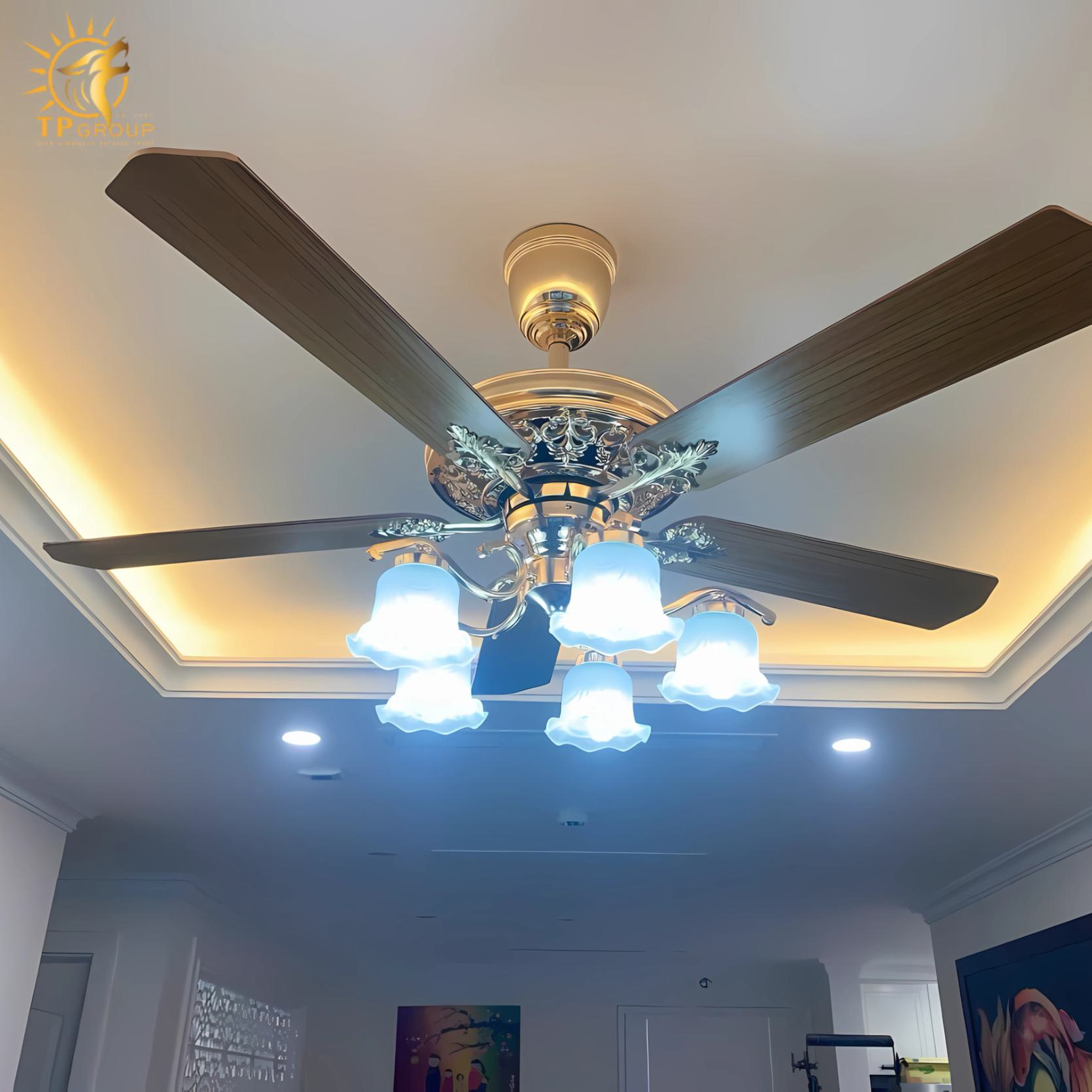 Quạt trần đèn DCT FAN 137 7 Quạt trần đèn DCT FAN 137