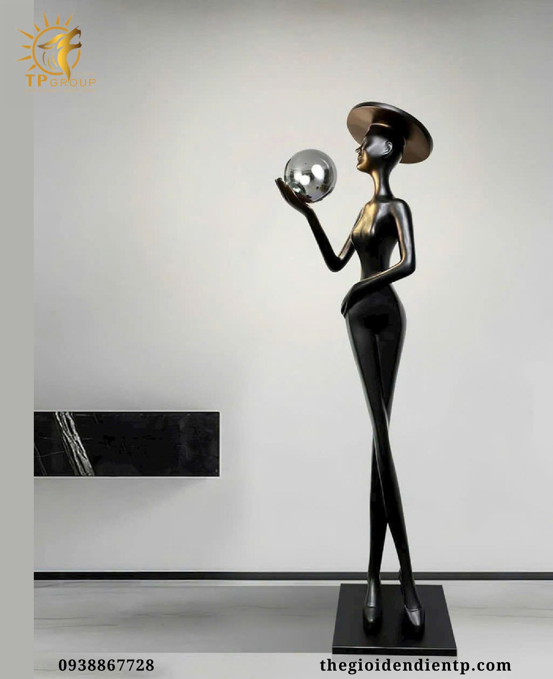 Tượng Đèn Cô Gái TPDS001 3 https://lightingfashion.vn/wp-content/uploads/2025/04/Tuong-Den-Co-Gai-TPDS001-4.jpg