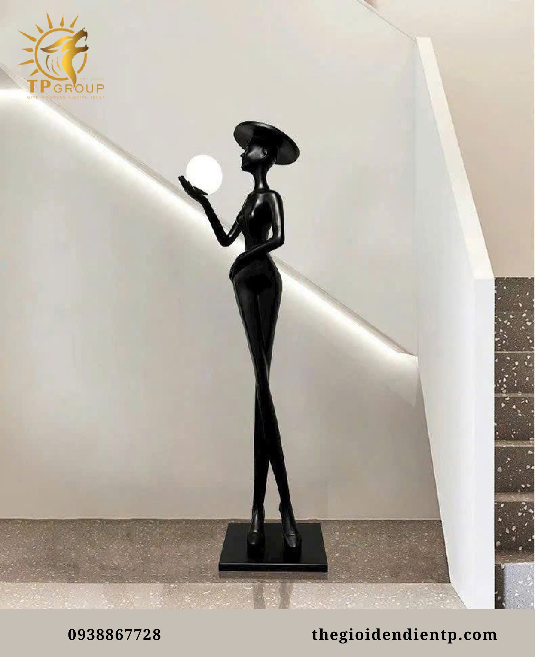 Tượng Đèn Cô Gái TPDS001 4 https://lightingfashion.vn/wp-content/uploads/2025/04/Tuong-Den-Co-Gai-TPDS001-4.jpg