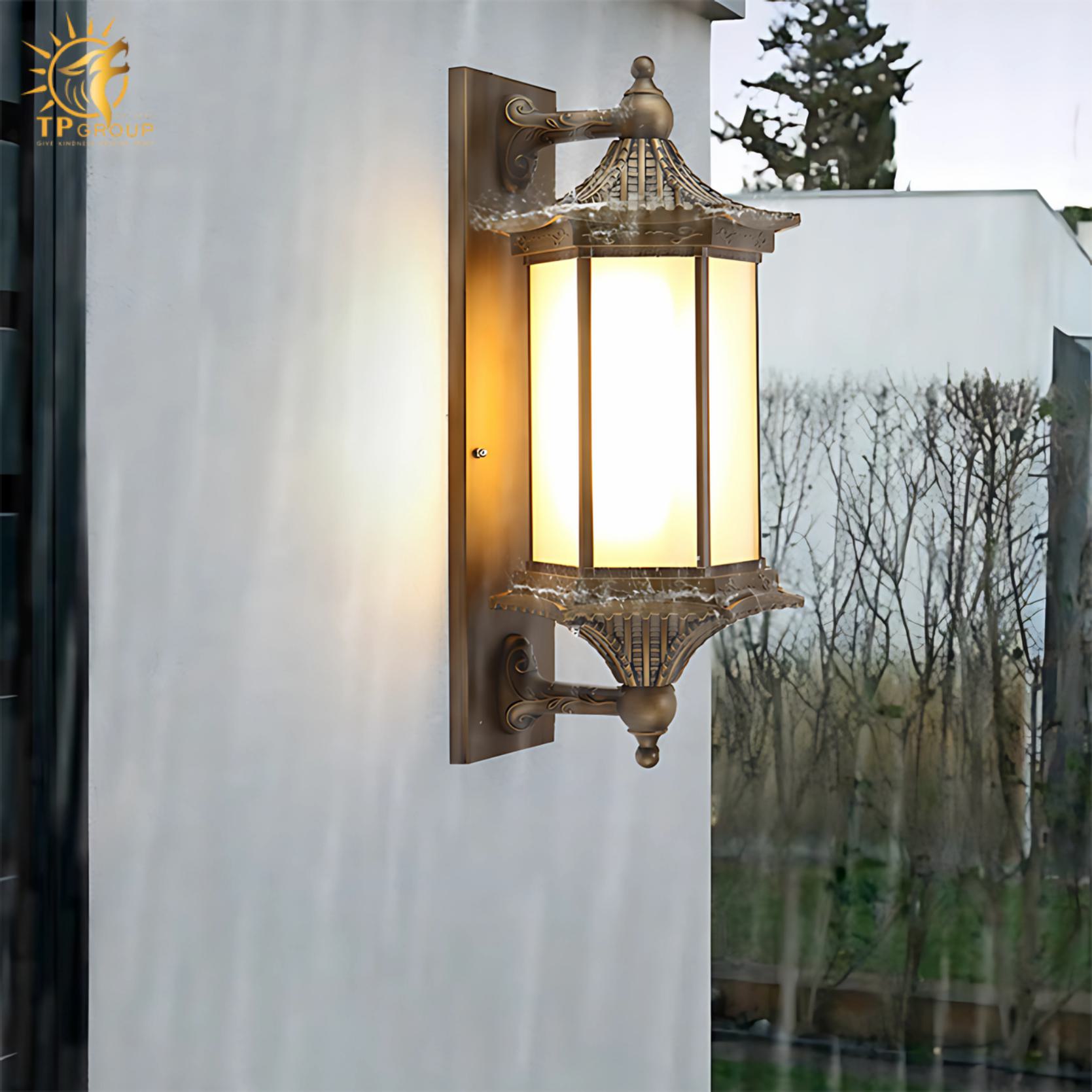 Đèn Led cổ điển gắn tường ngoài trời YDX404 2 Đèn Led cổ điển gắn tường ngoài trời YDX404