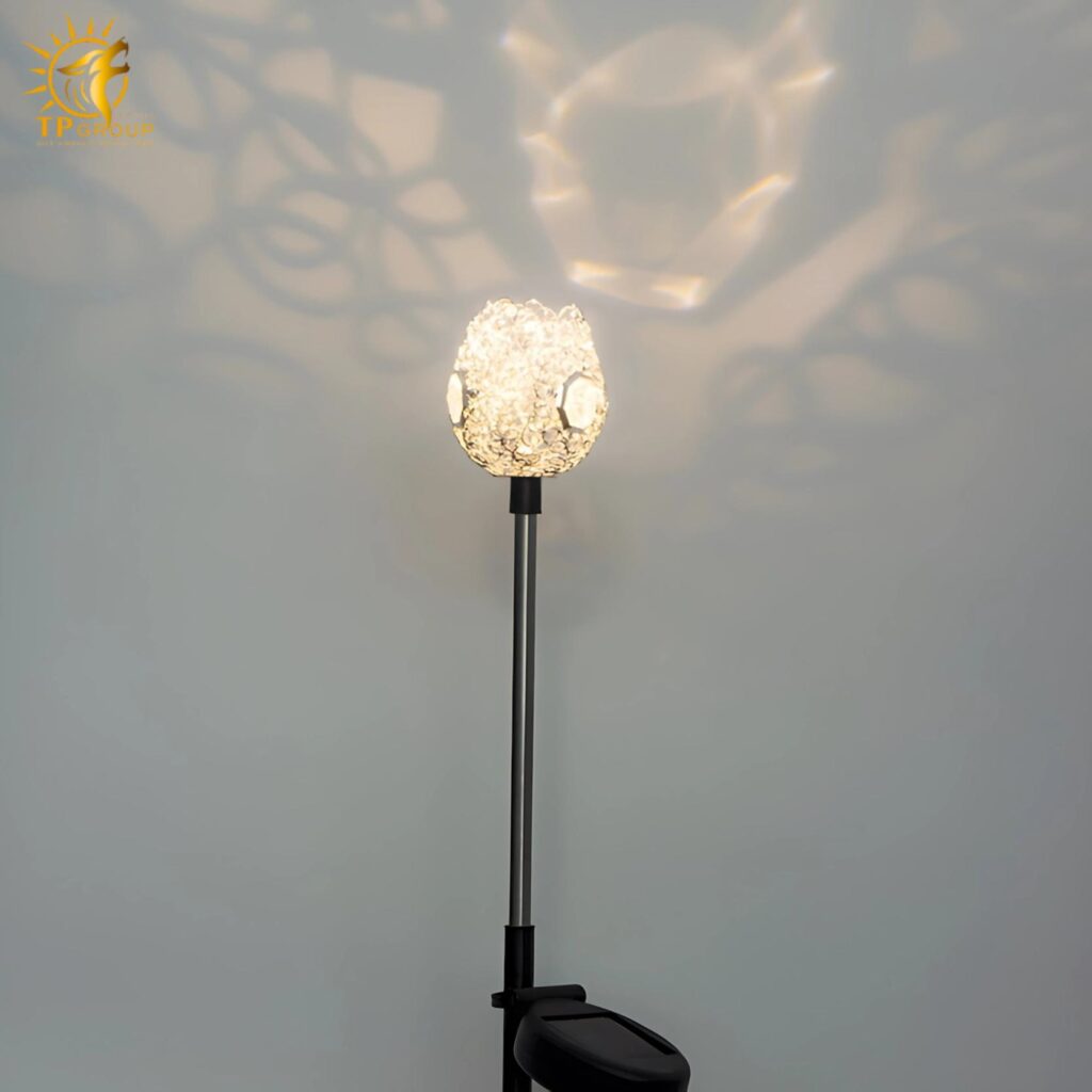 Đèn cắm cỏ hoa tulip trang trí tiểu cảnh FC6421 12 Đèn cắm cỏ hoa tulip trang trí tiểu cảnh FC6421