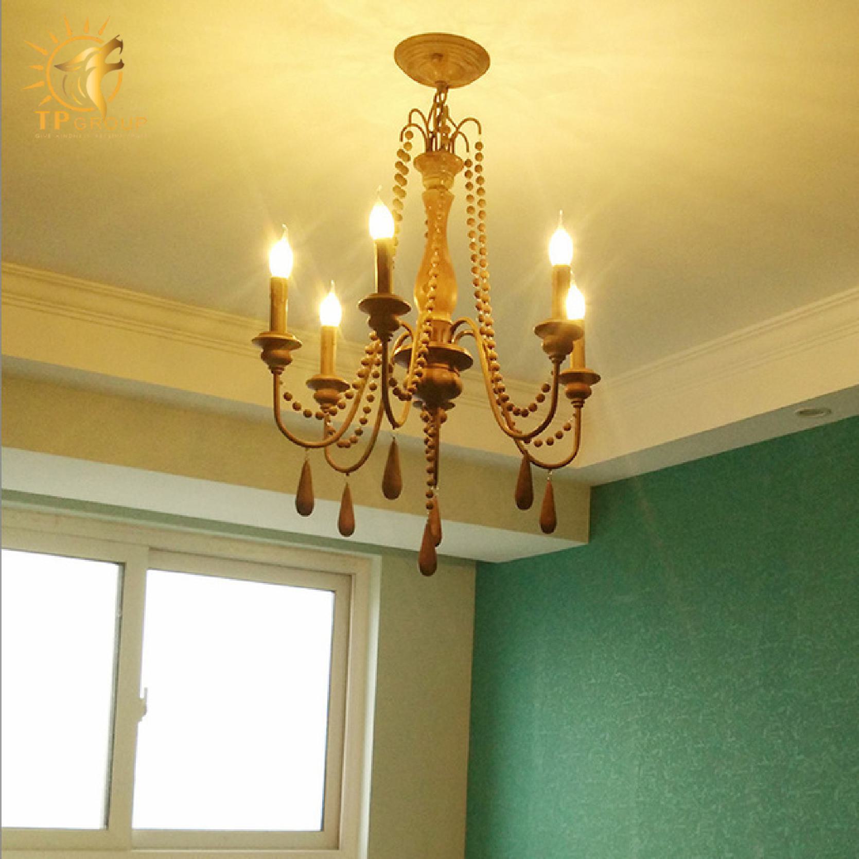 Đèn chùm phòng khách cổ điển Mỹ sắt gỗ nguyên khối cổ điển TPDC003 18 Đèn chùm phòng khách cổ điển Mỹ sắt gỗ nguyên khối cổ điển TPDC003