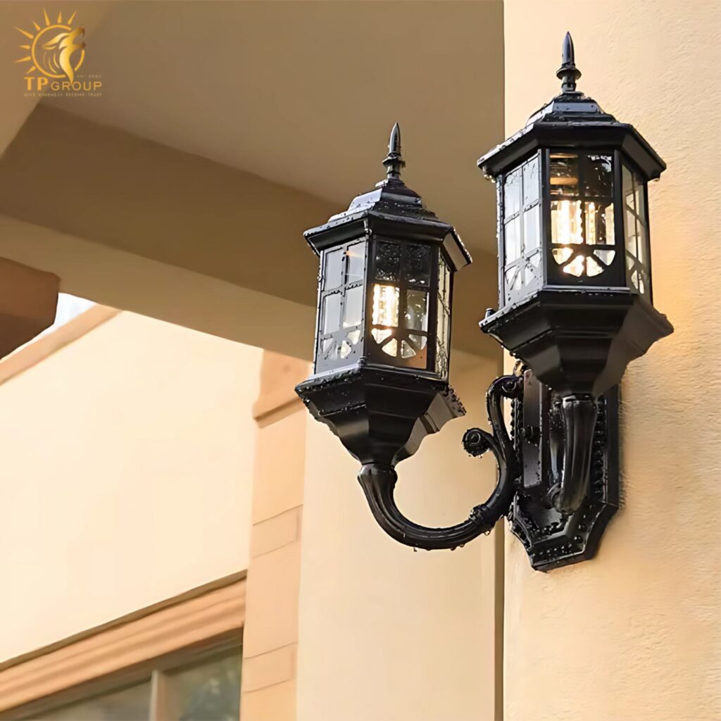 Đèn gắn tường đôi kiểu dáng cổ kính sang trọng WK6689