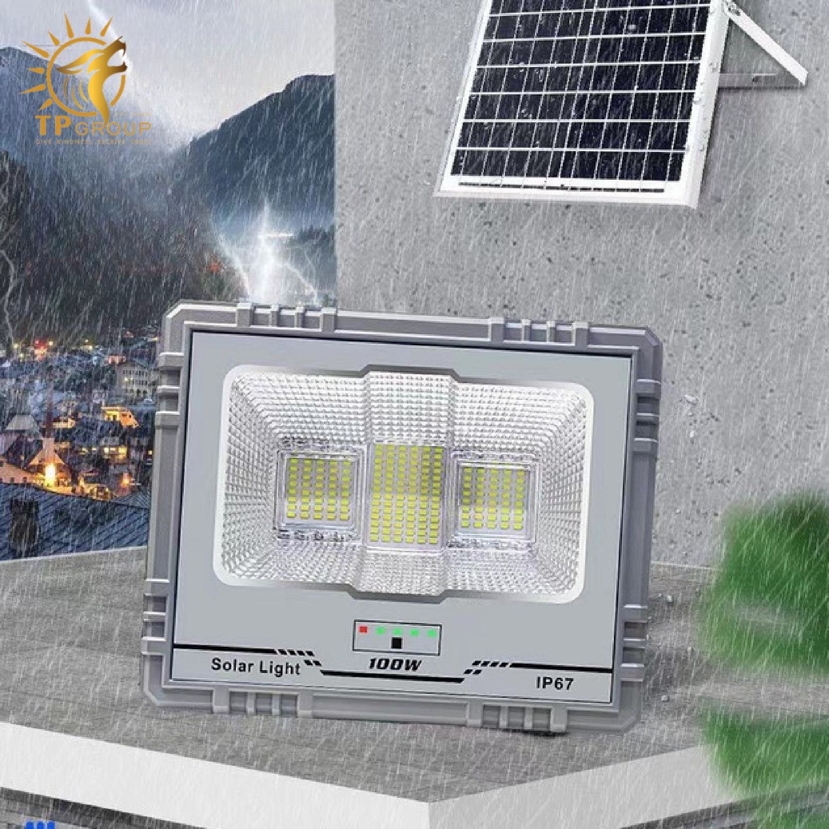 Đèn pha năng lượng mặt trời mới gắn tường ngoài trời chống thấm nước TPNLMT002