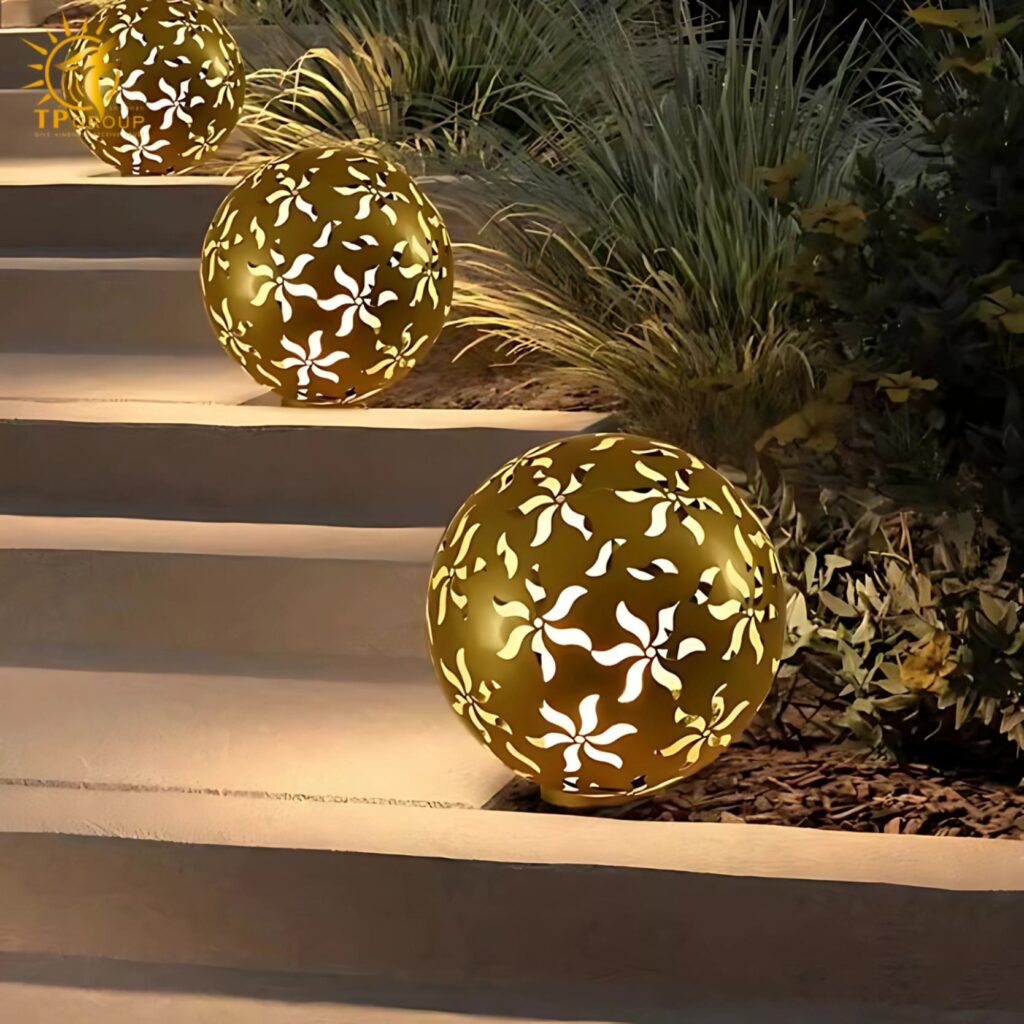 Đèn quả cầu kim loại trang trí vườn sinh động D0122 14 Đèn quả cầu kim loại trang trí vườn sinh động D0122