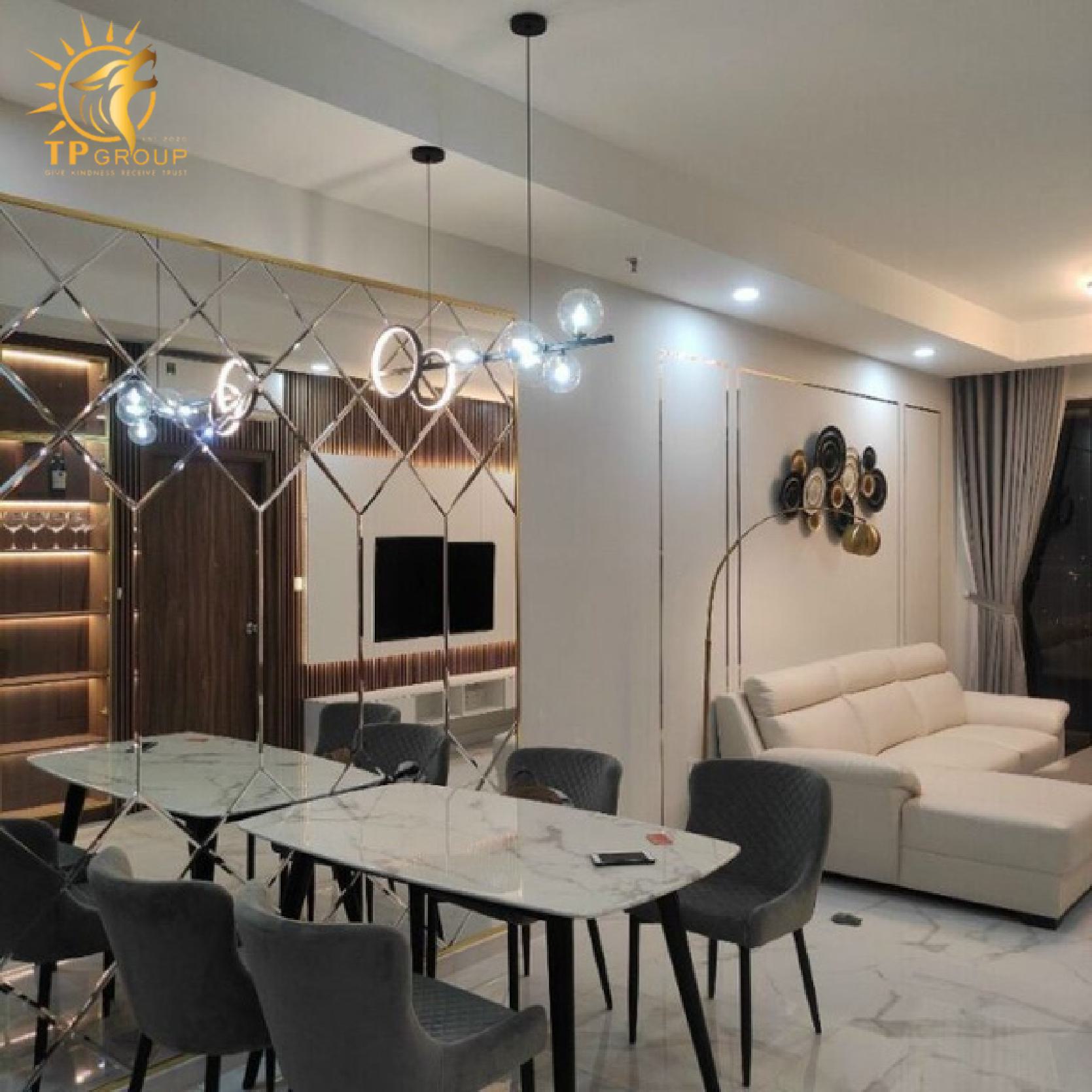 Đèn thả decor phòng bóng thuỷ tinh thân đen hiện đại TTK118 3 Đèn thả decor phòng bóng thuỷ tinh thân đen hiện đại TTK118