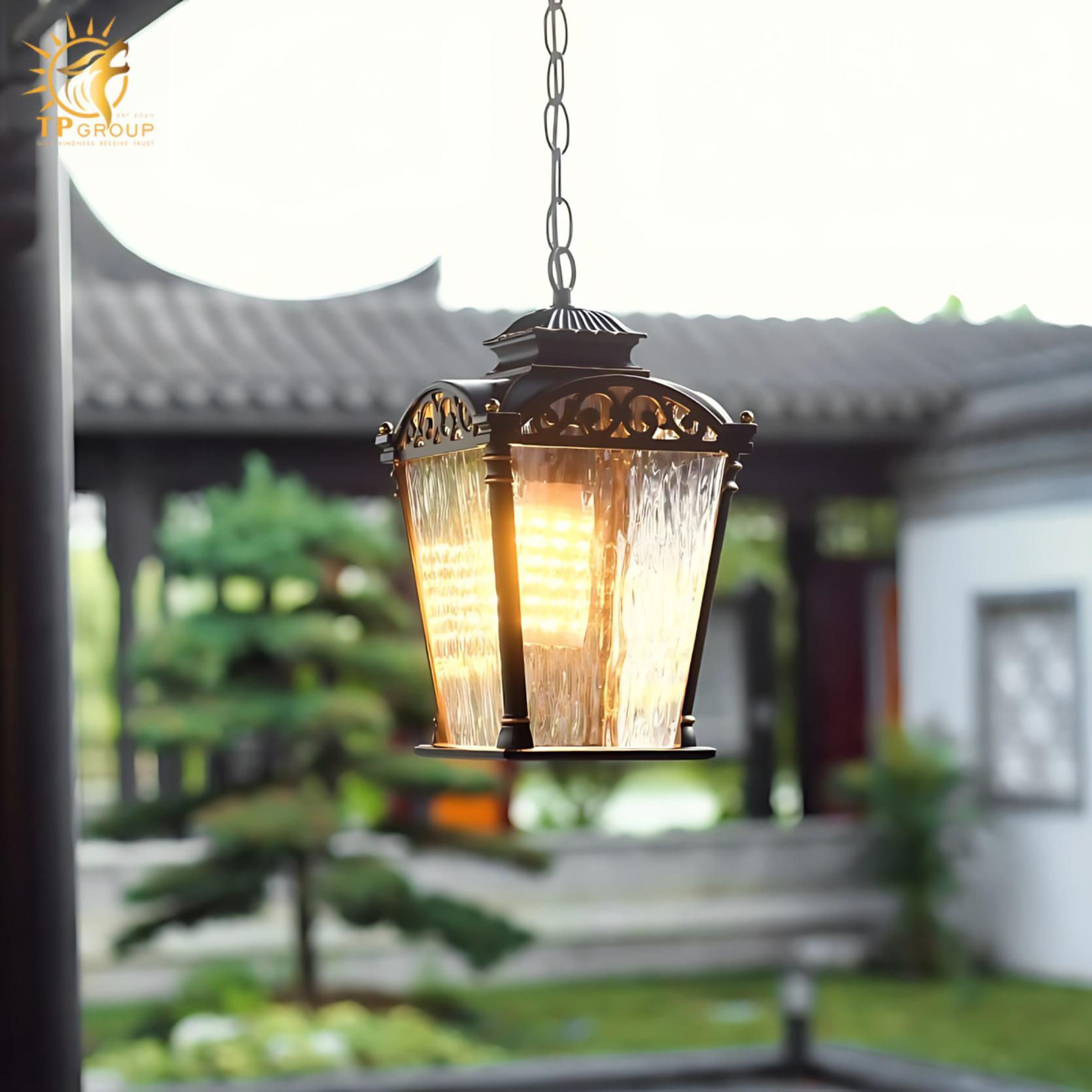 Đèn thả mái hiên trang trí lối đi sang trọng KL2577