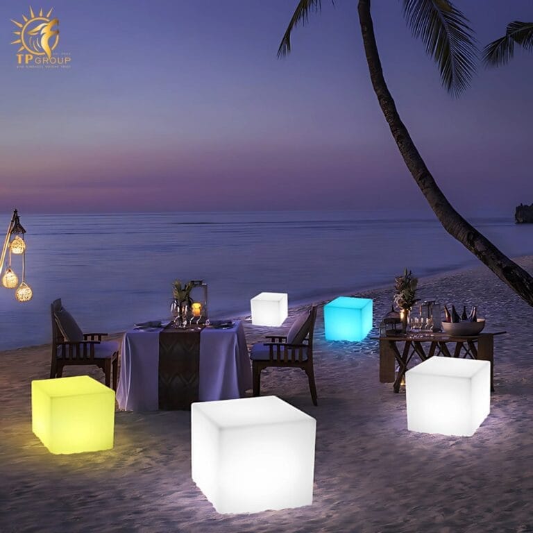 Đèn trang trí vườn khối lập phương nhiều màu XC017