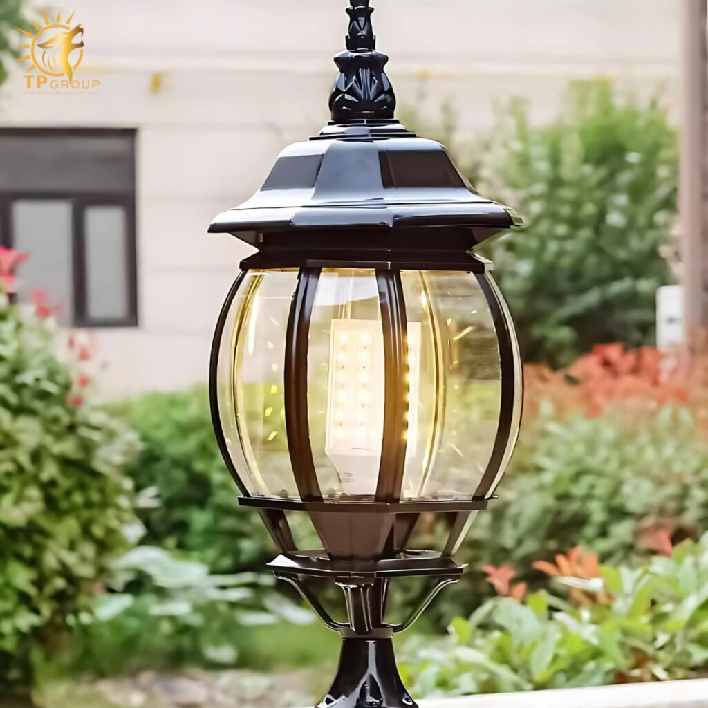 Đèn trụ cổng trang trí biệt thự tân cổ điển KL3269