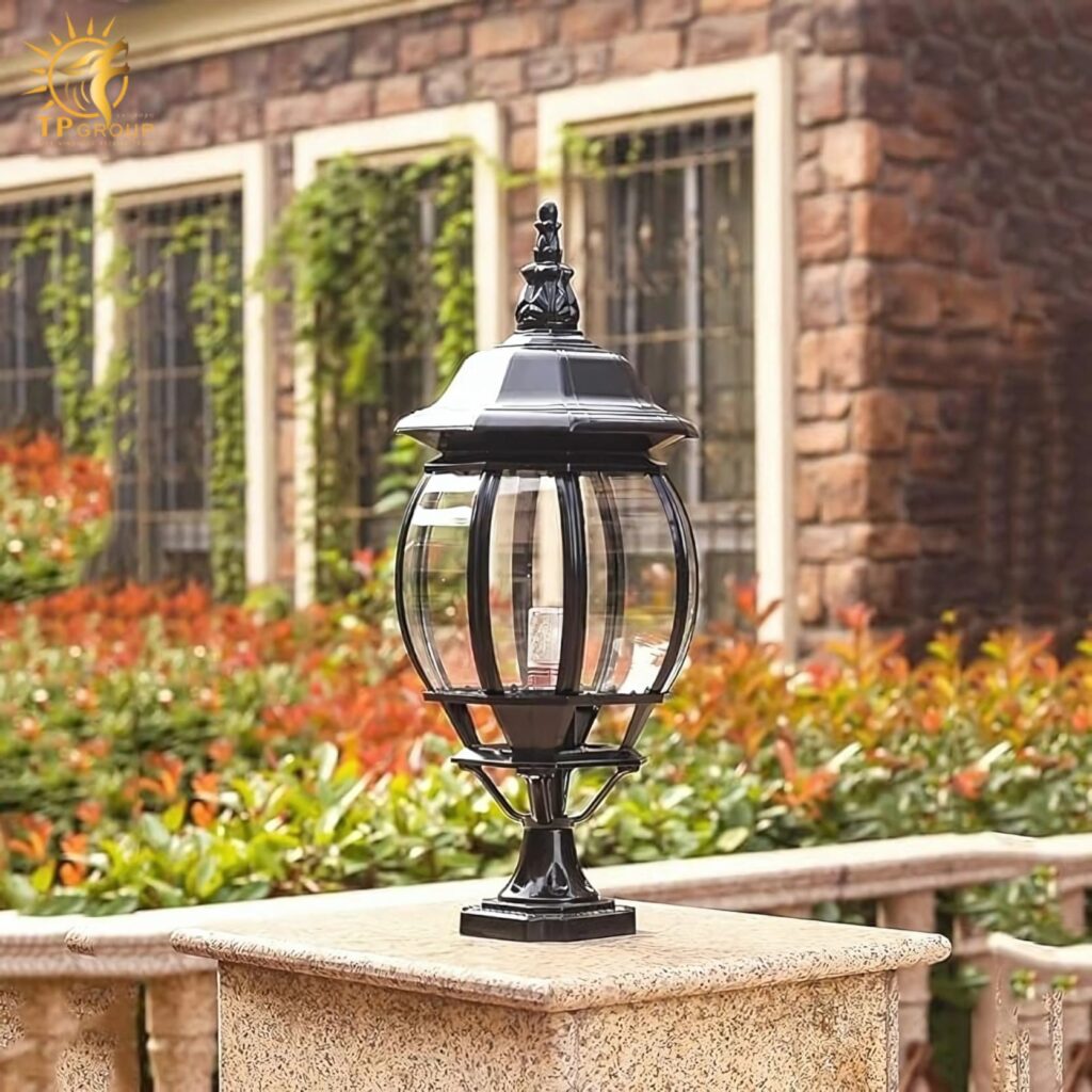 Đèn trụ cổng trang trí biệt thự tân cổ điển KL3269