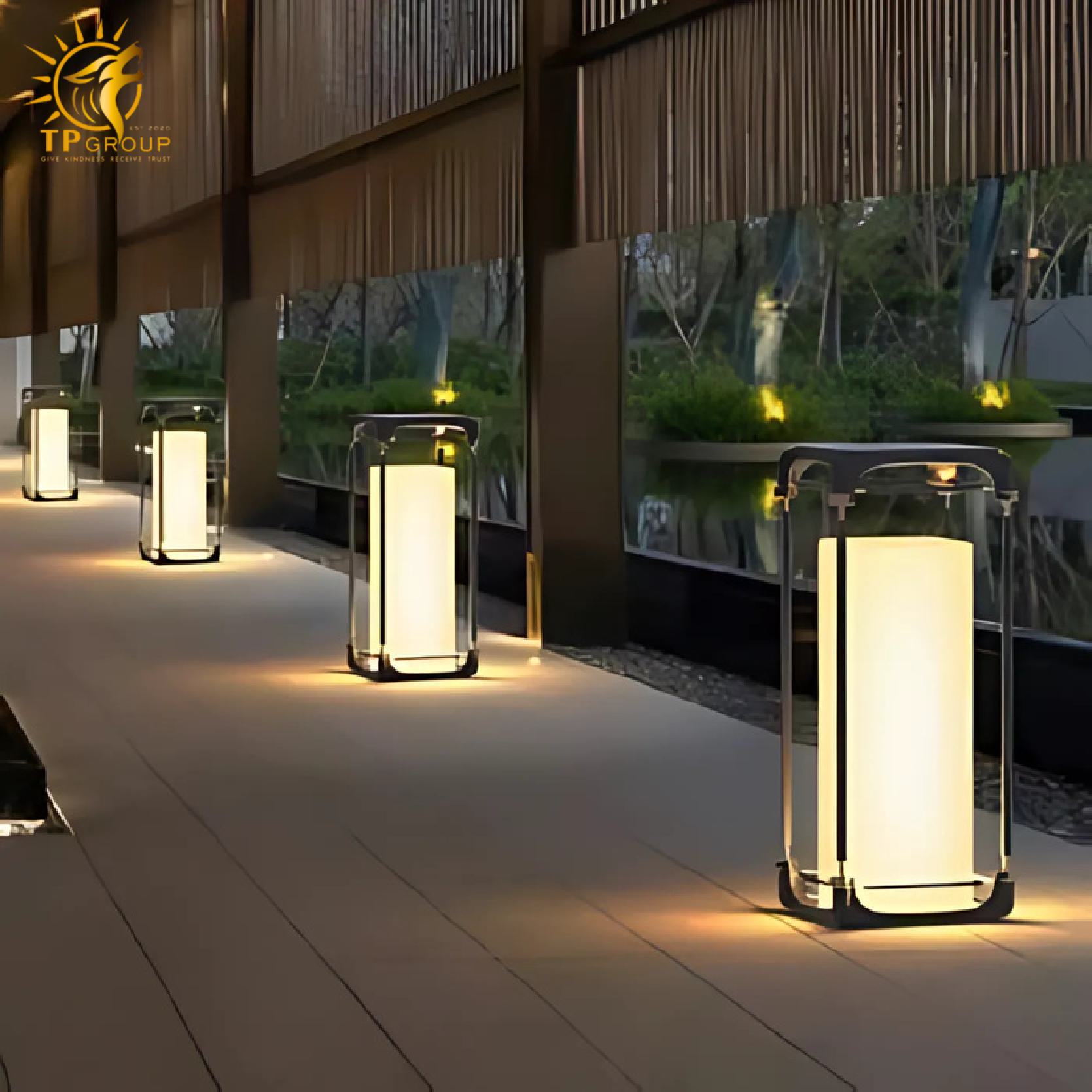 Đèn trụ sân vườn hình khối năng lượng mặt trời CZ3048 5 Đèn trụ sân vườn hình khối năng lượng mặt trời CZ3048