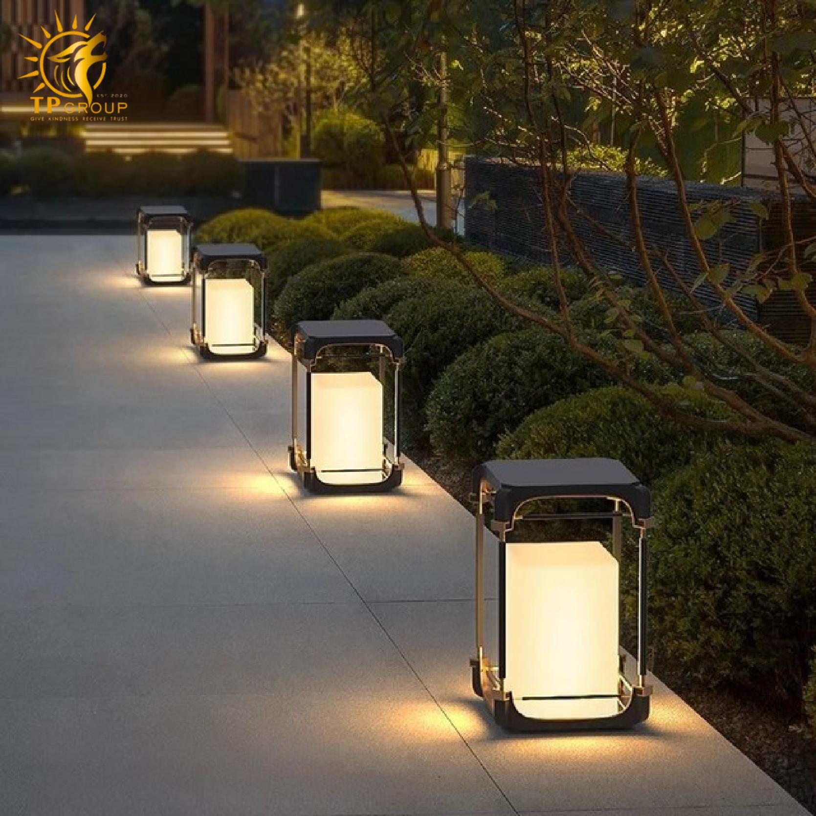 Đèn trụ sân vườn hình khối năng lượng mặt trời CZ3048 4 Đèn trụ sân vườn hình khối năng lượng mặt trời CZ3048