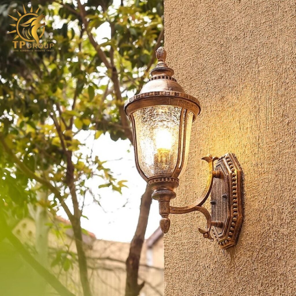 Đèn tường cổ điển trang trí mái hiên tiền sảnh BD072 13 Đèn tường cổ điển trang trí mái hiên tiền sảnh BD072