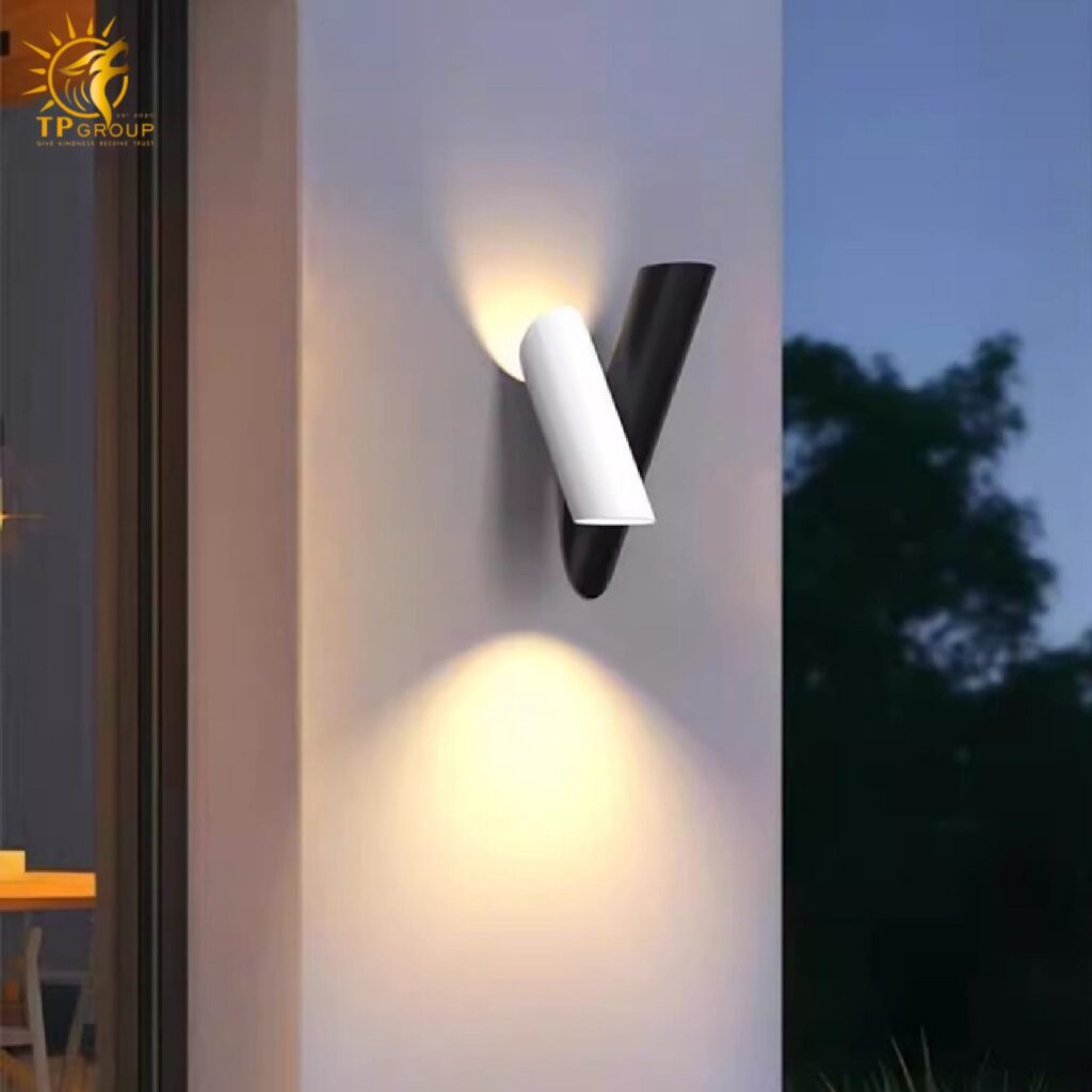 Đèn tường hai đầu chống nước decor ngoài trời BKB094