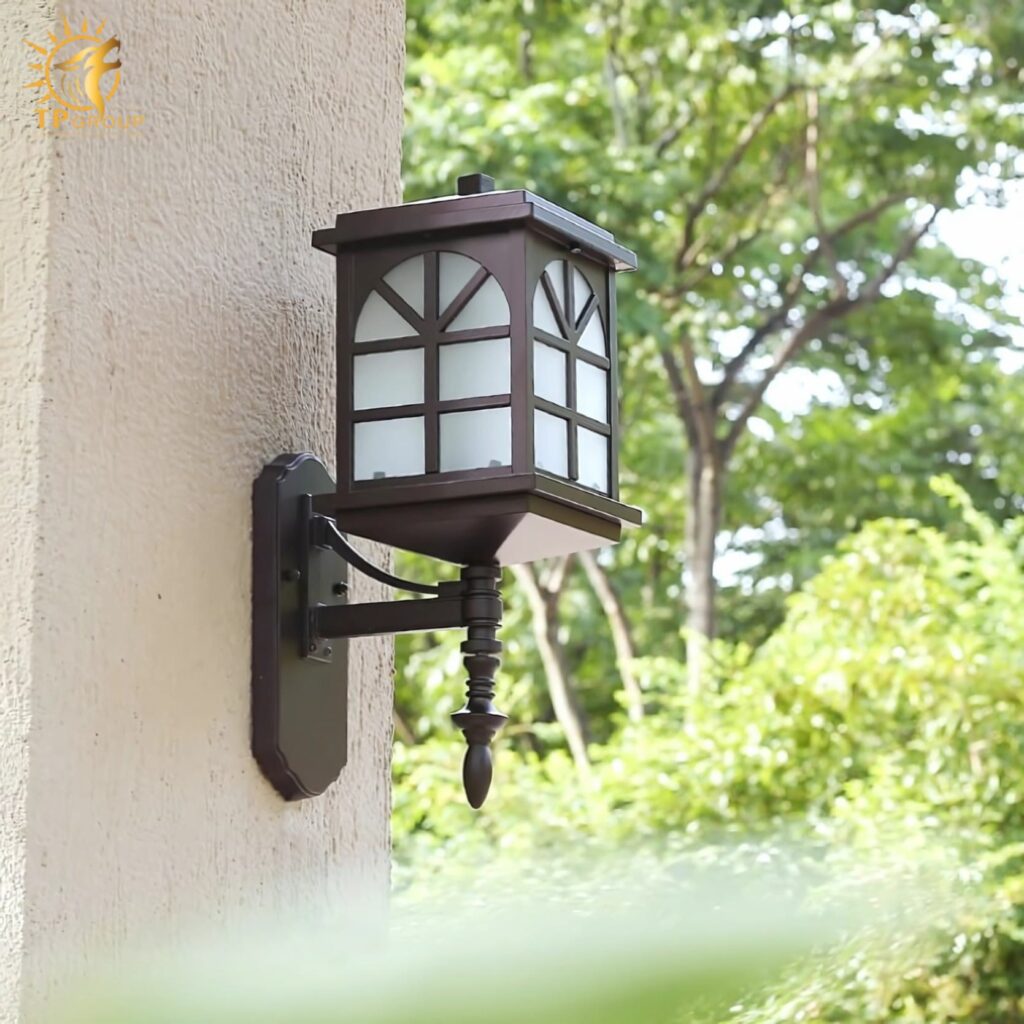 Đèn tường ngoài trời trang trí biệt thự BD149 15 Đèn tường ngoài trời trang trí biệt thự BD149