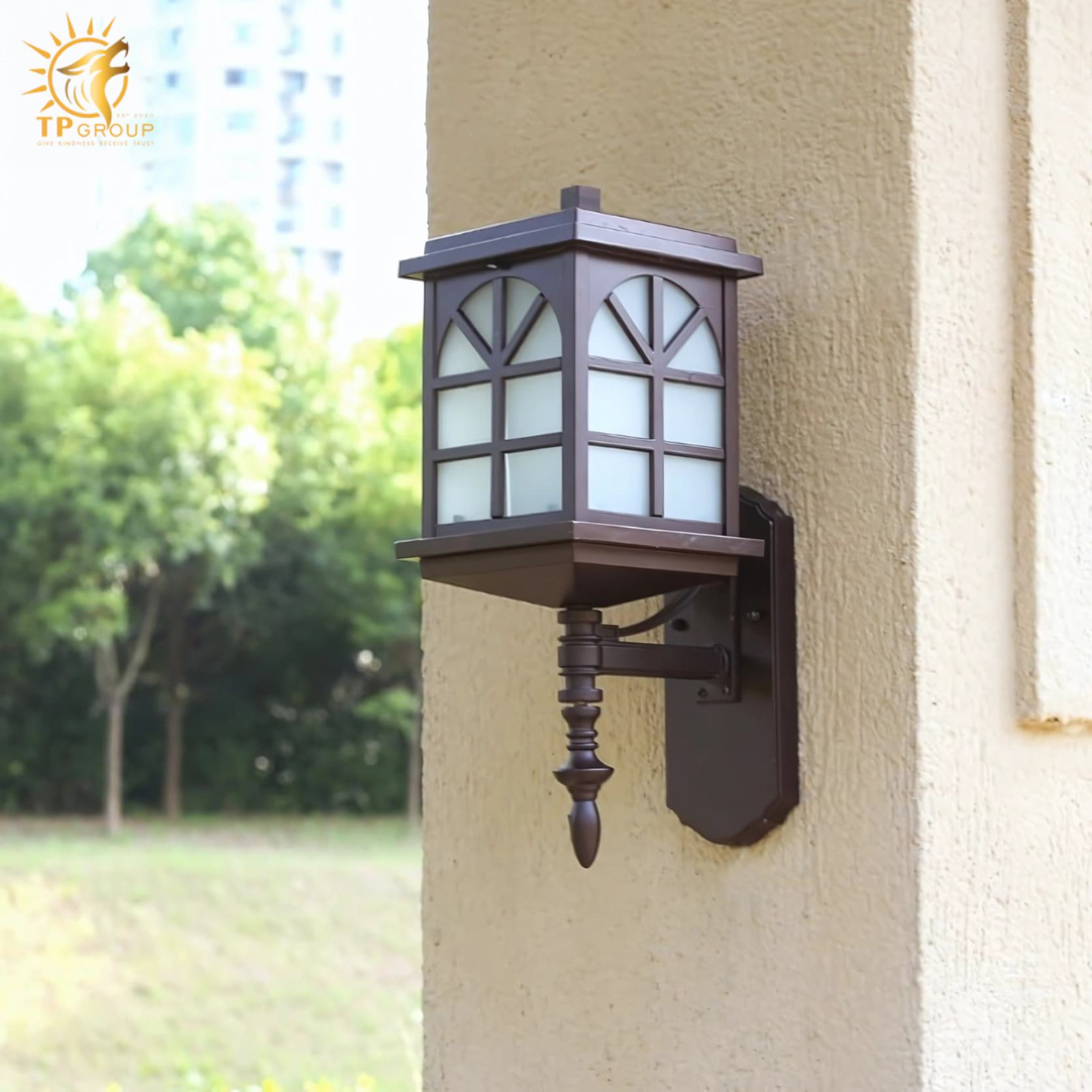 Đèn tường ngoài trời trang trí biệt thự BD149 3 Đèn tường ngoài trời trang trí biệt thự BD149