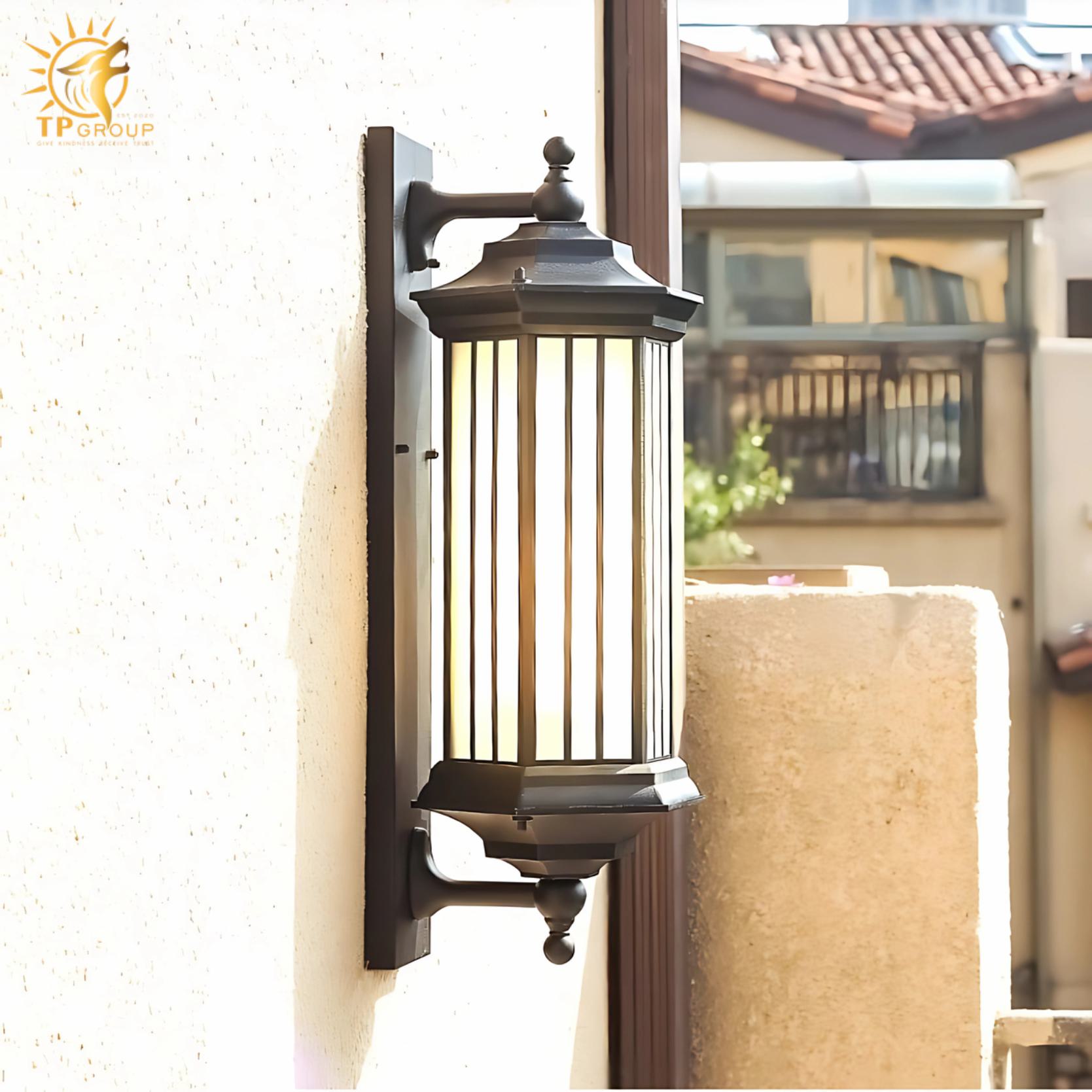 Đèn tường ngoài trời trang trí sân vườn biệt thự BD151 10 Đèn tường ngoài trời trang trí sân vườn biệt thự BD151