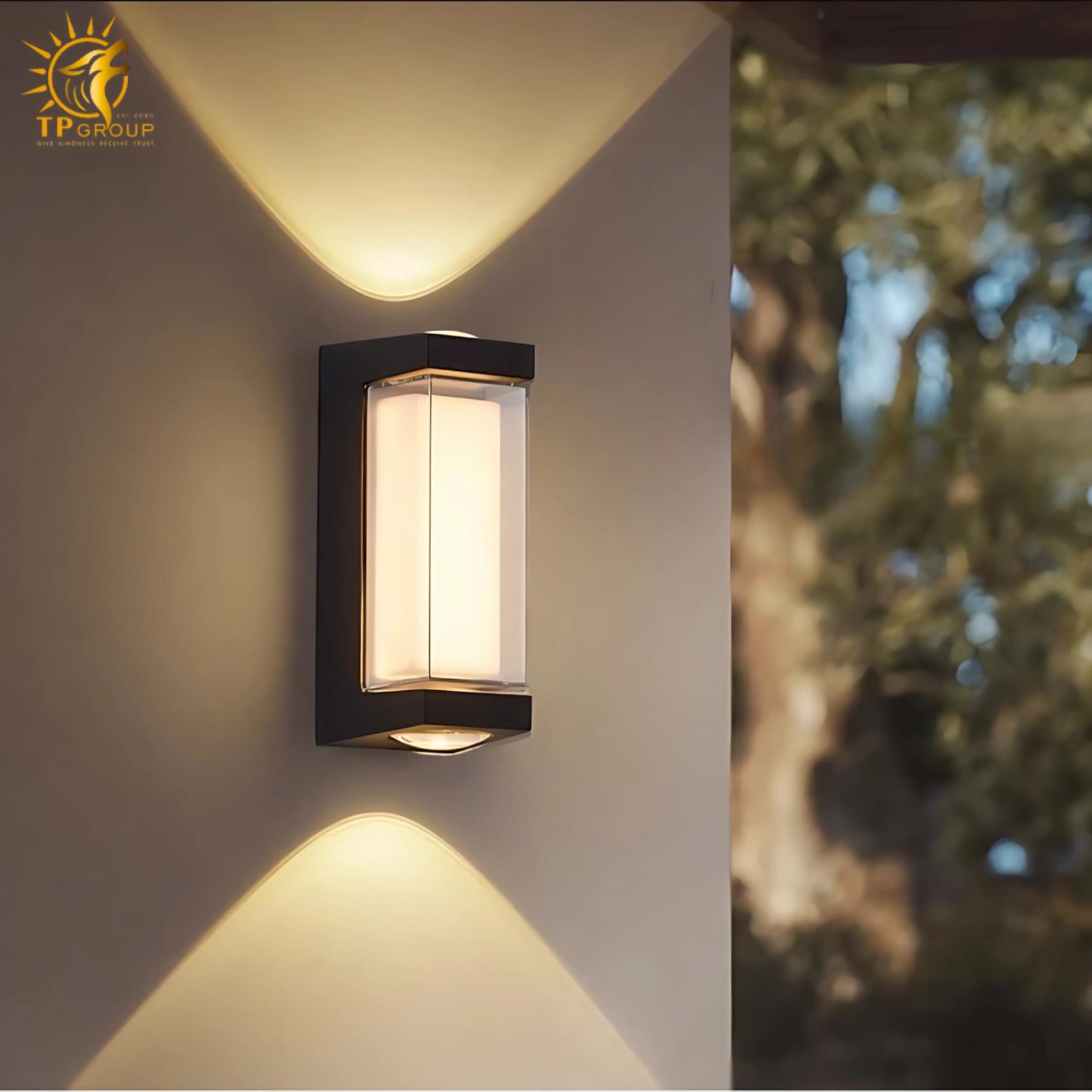 Đèn tường ngoài trời TPG-VL8812L 3 Đèn tường ngoài trời TPG-VL8812L
