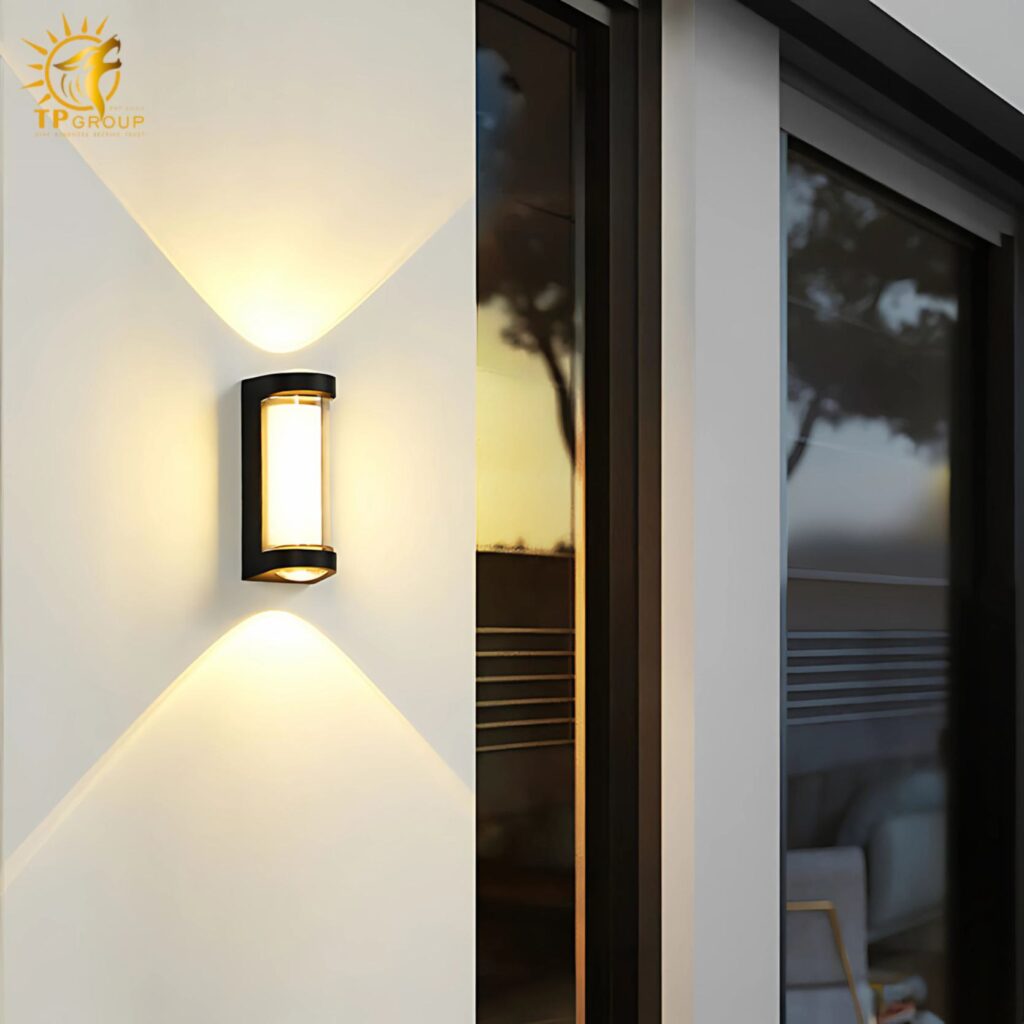 Đèn tường ngoài trời TPG-VL8812L 15 Đèn tường ngoài trời TPG-VL8812L