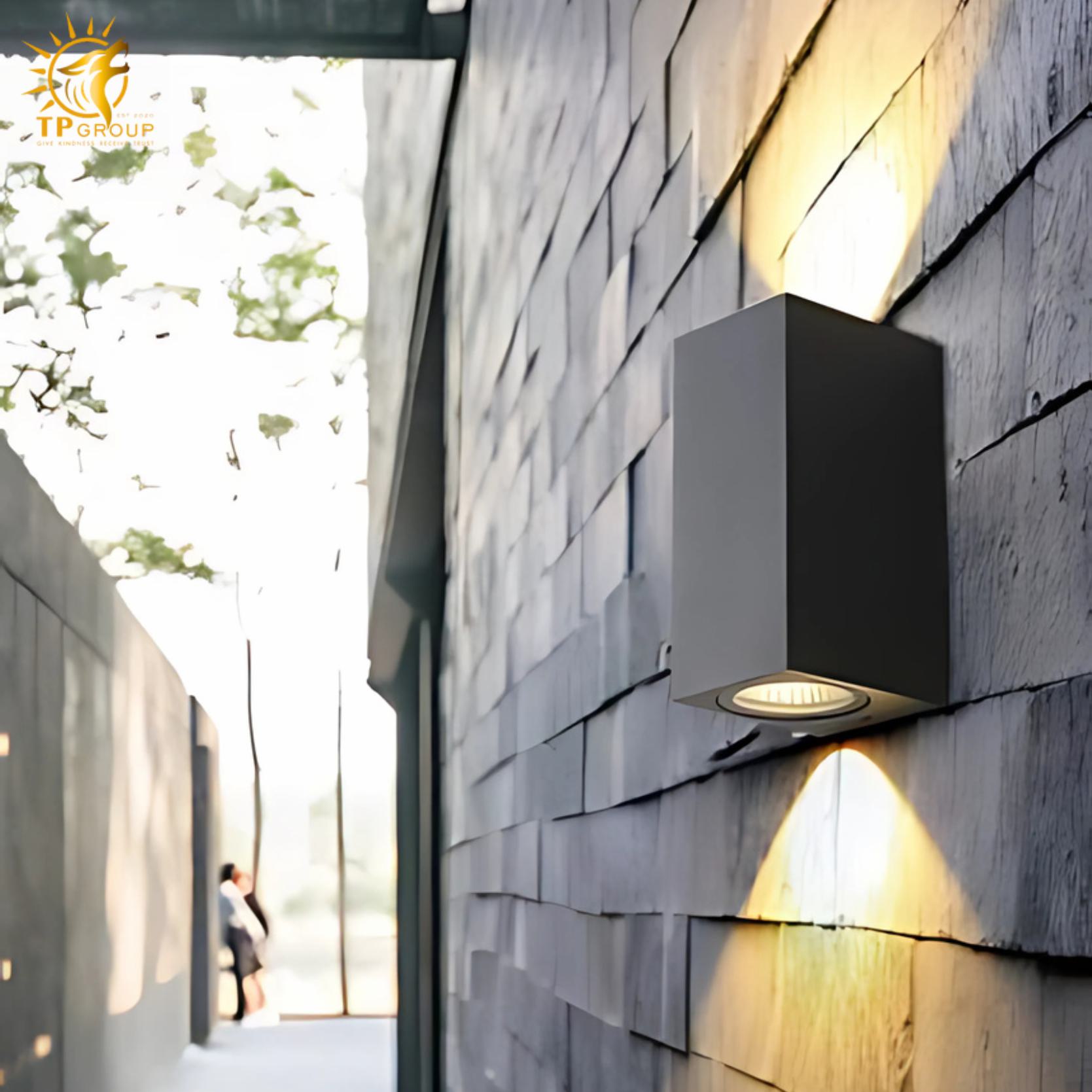 Đèn tường ngoài trời TPG-VNT027 7 Đèn tường ngoài trời TPG-VNT027