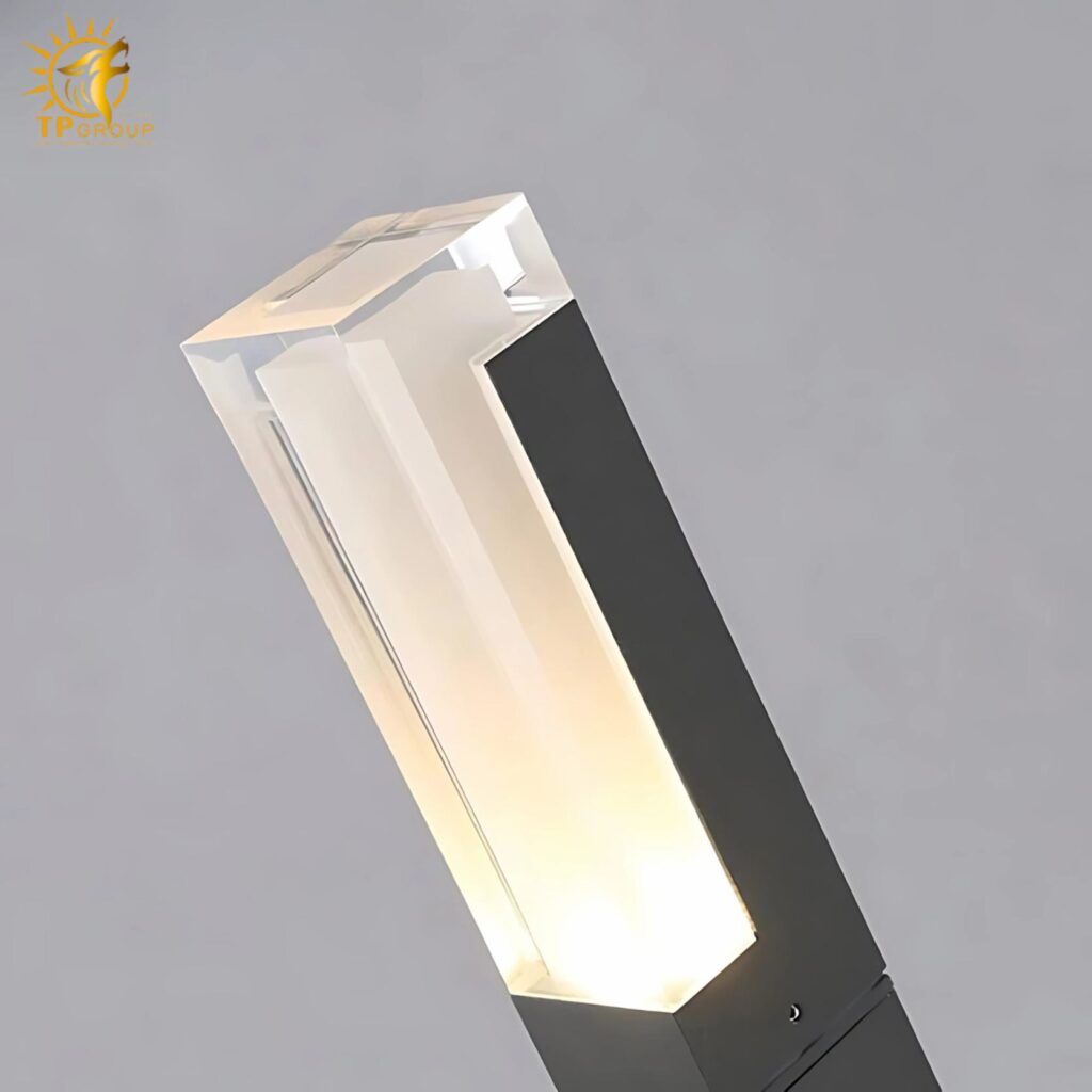 Đèn tường ngoài trời TPG-VNT144T1