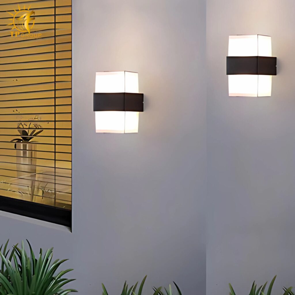 Đèn tường ngoài trời LED TPG-VNT155 14 Đèn tường ngoài trời LED TPG-VNT155