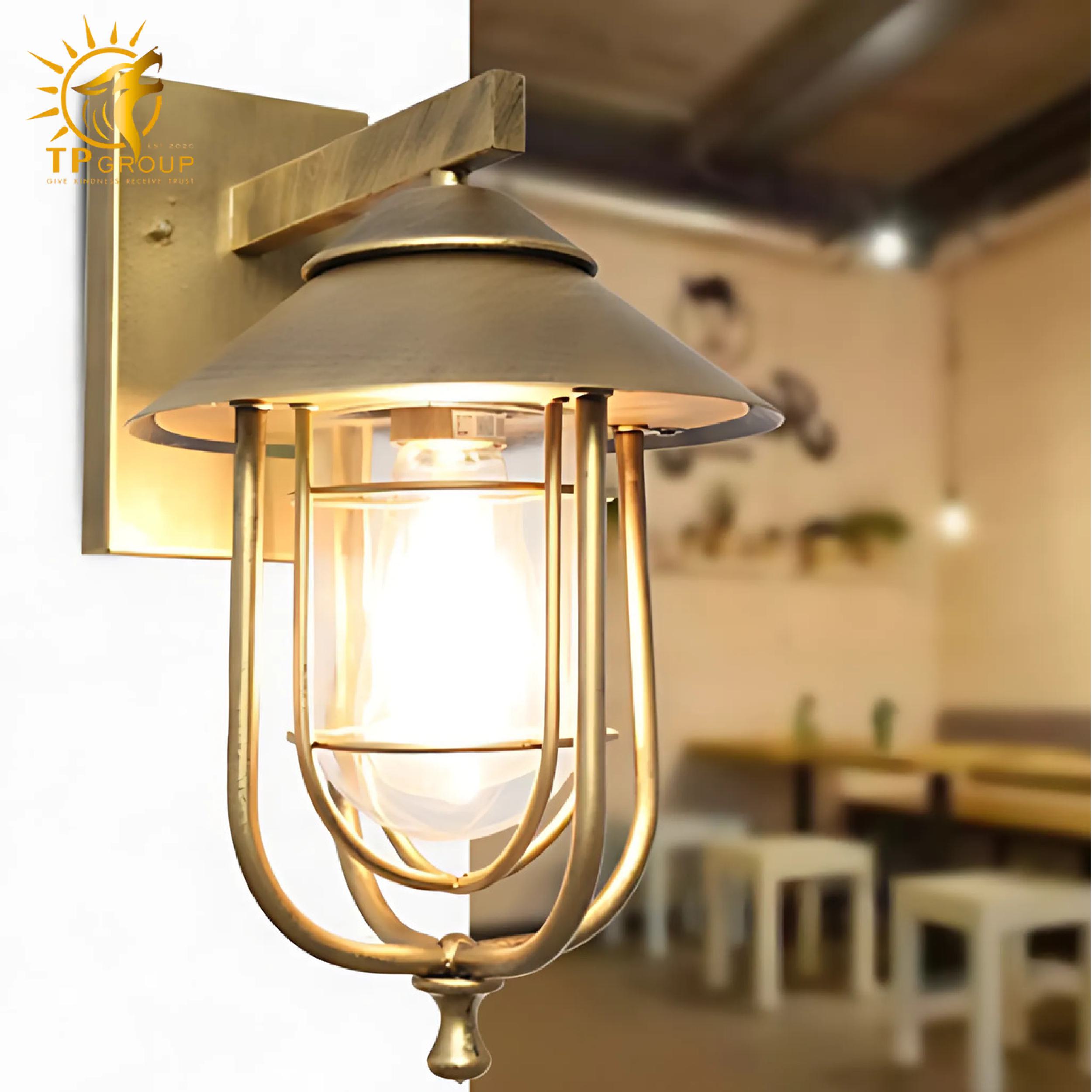 Đèn chụp ngoài trời cổ điển gắn tường VNT865 8 Đèn chụp ngoài trời cổ điển gắn tường VNT865