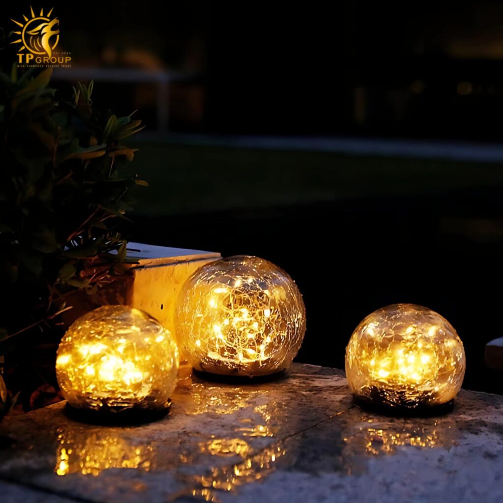Đèn led cỏ quả cầu thủy tinh năng lượng mặt trời ME3320