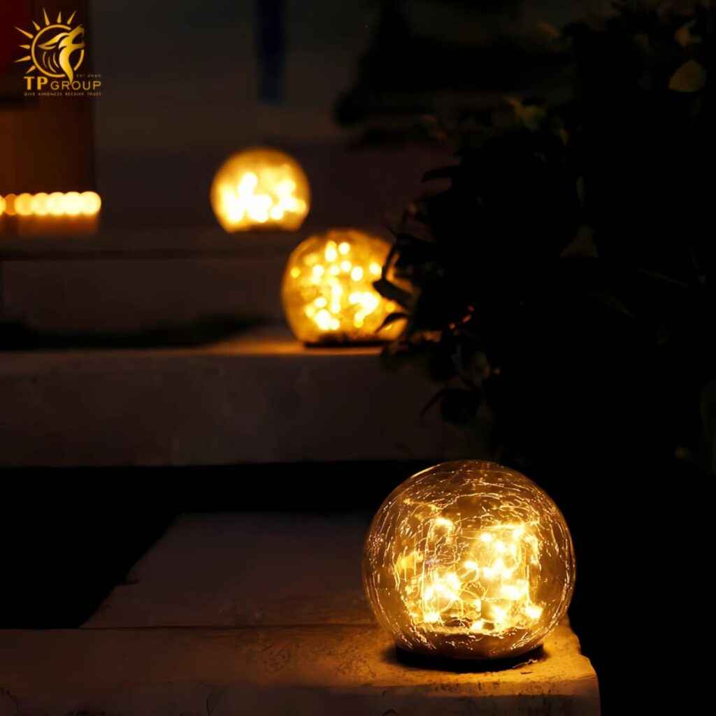 Đèn led cỏ quả cầu thủy tinh năng lượng mặt trời ME3320