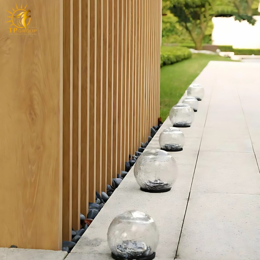 Đèn led cỏ quả cầu thủy tinh năng lượng mặt trời ME3320