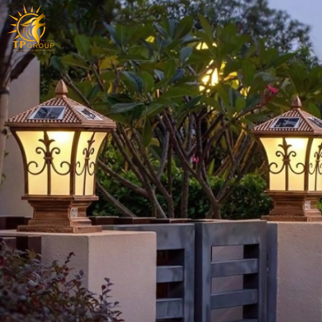 Đèn trụ cổng năng lượng mặt trời TP003 9 Đèn trụ cổng năng lượng mặt trời TP003