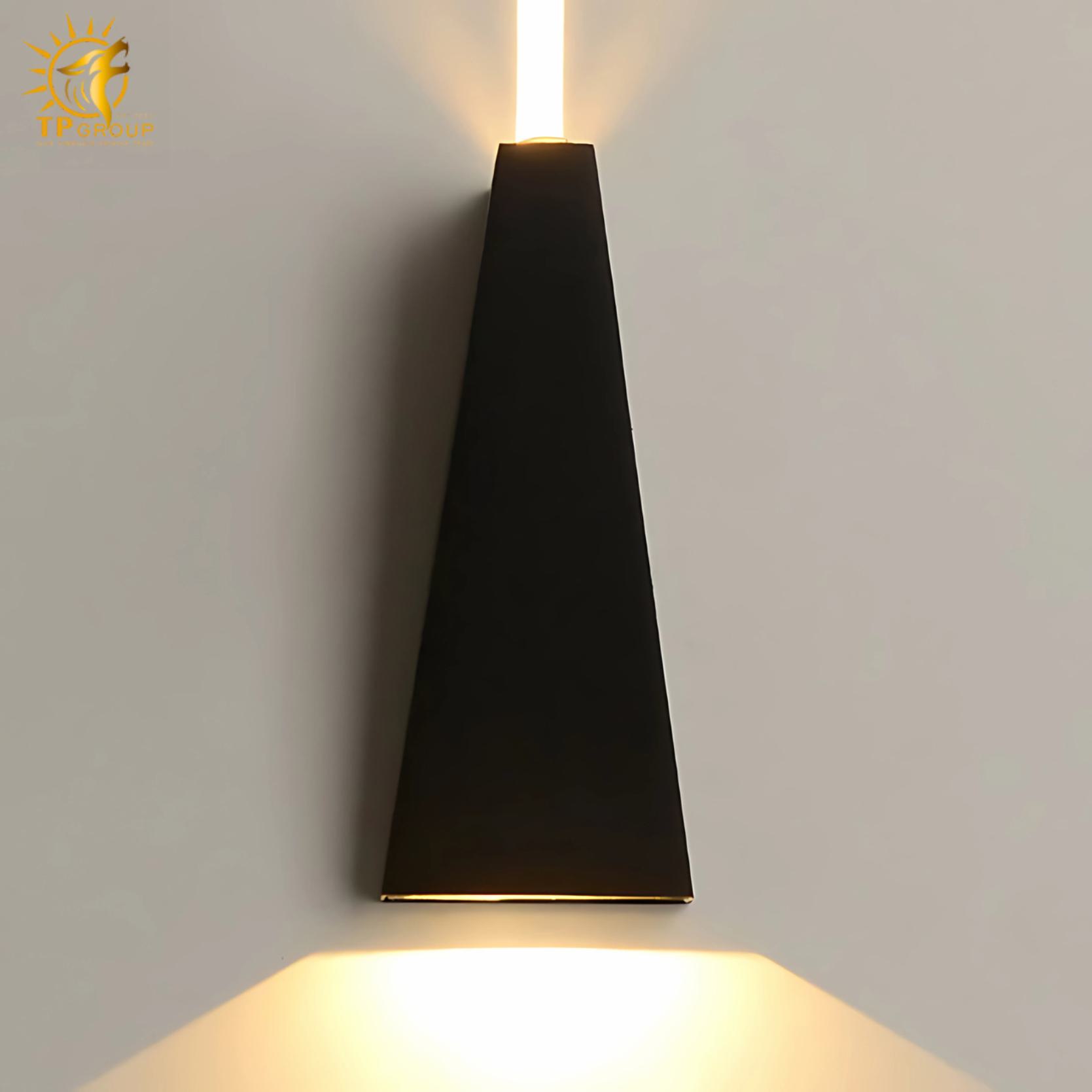 Đèn tường ngoài trời hiện đại TPG-VNT2205 8 Đèn tường ngoài trời hiện đại TPG-VNT2205