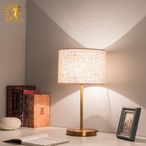 Đèn bàn, đèn để đầu giường DB3060