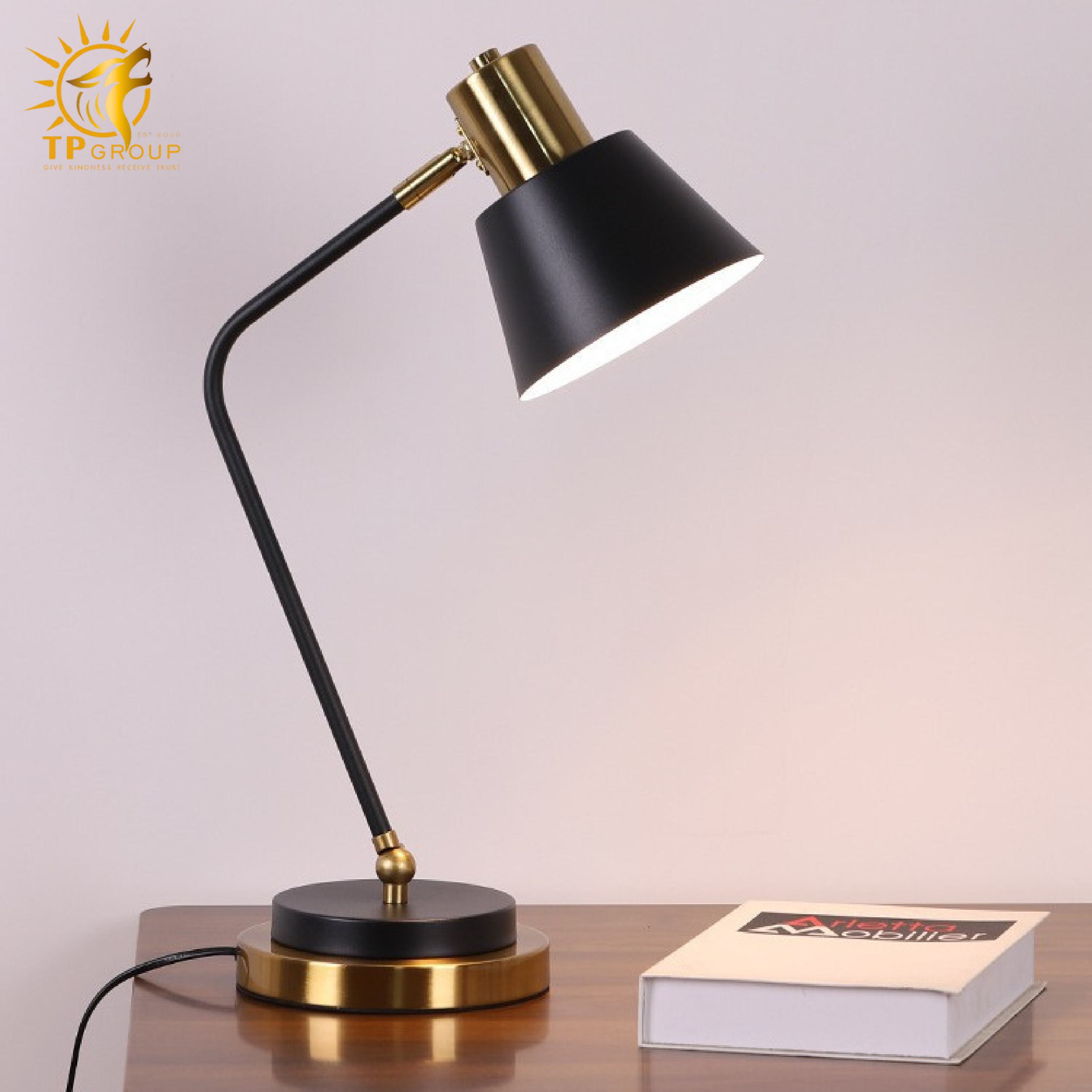 Đèn bàn hiện đại DB38 4 Đèn bàn hiện đại DB38