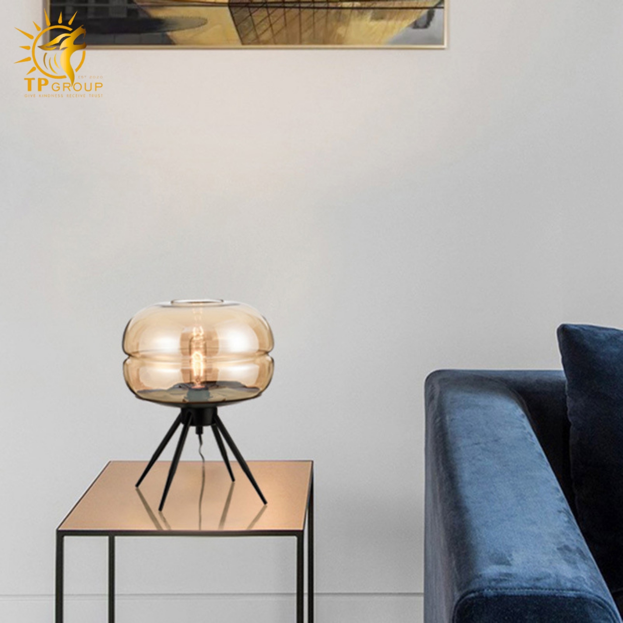 Đèn bàn hiện đại DB605