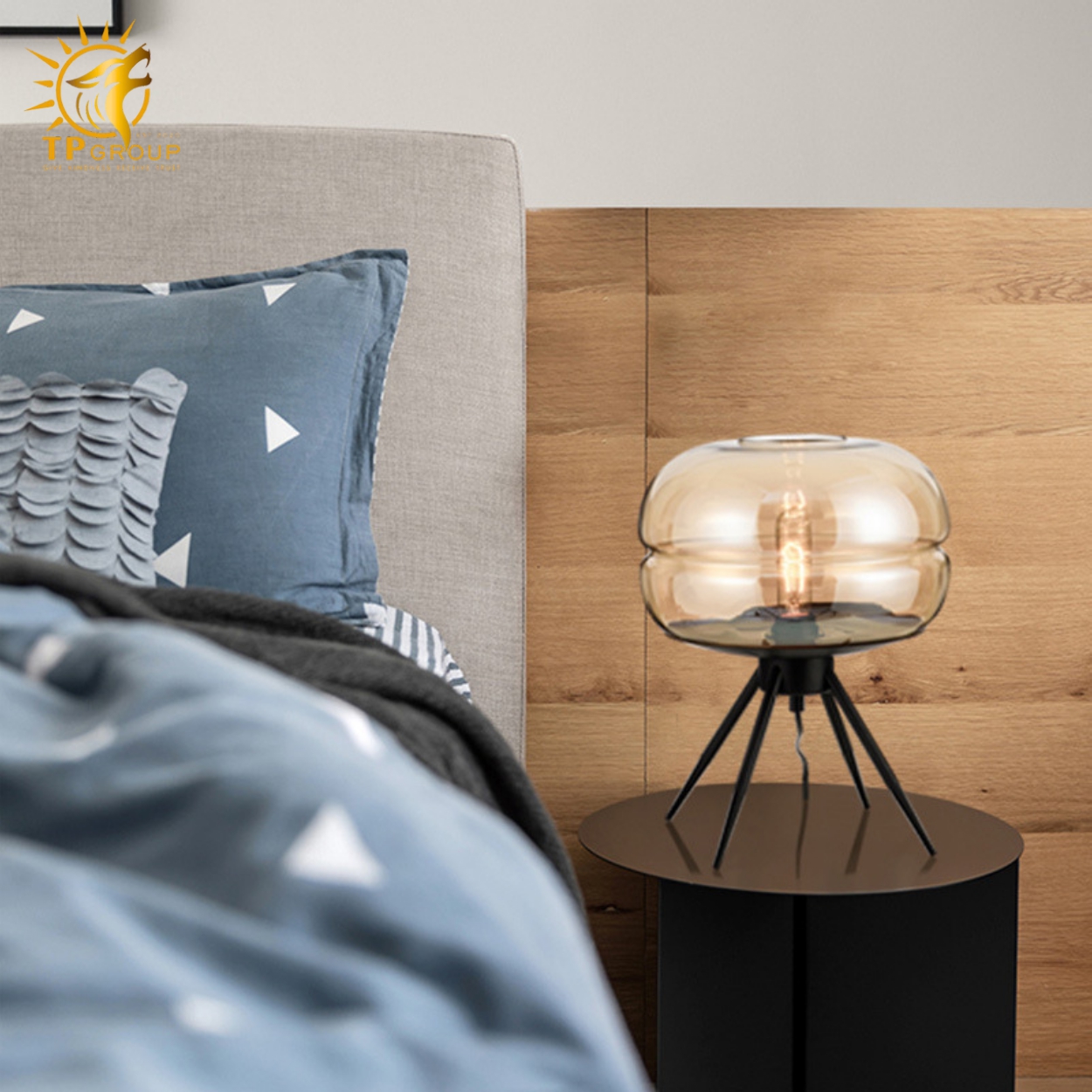 Đèn bàn hiện đại DB605 5 Đèn bàn hiện đại DB605